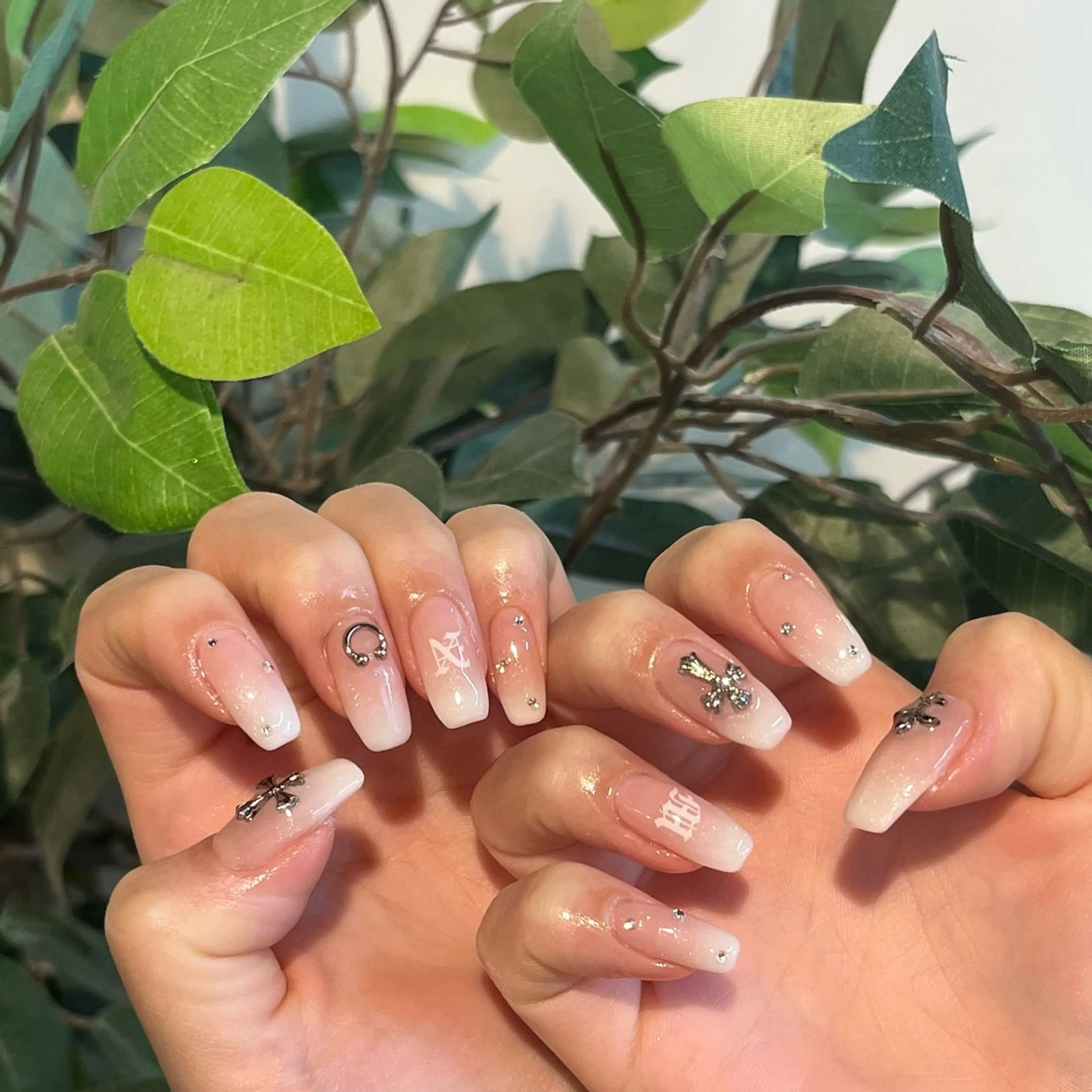 ネイル ハンドネイル 🌿BLITZ 🦋笠原雪音🦋のネイルデザイン