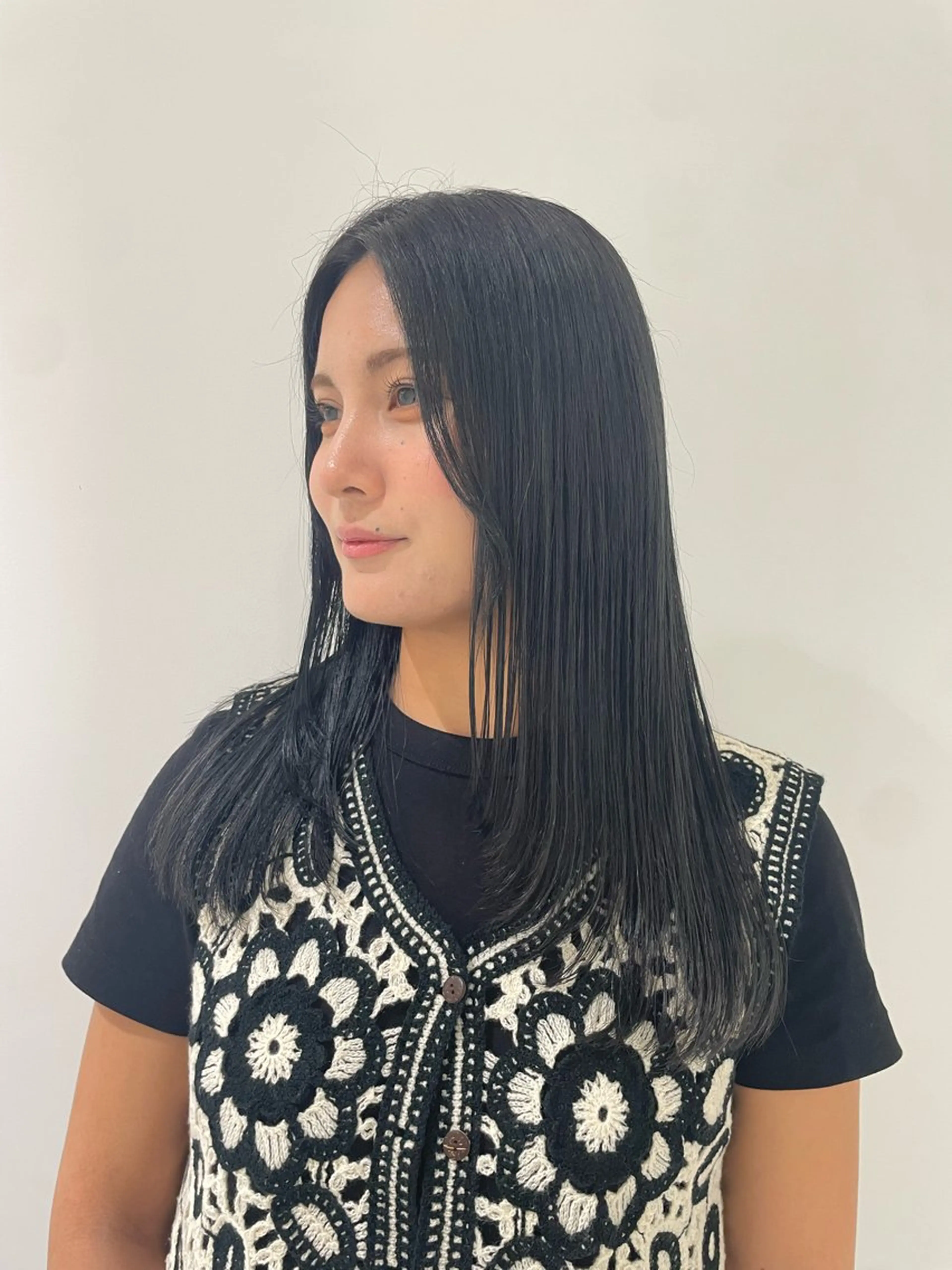 セミロング カラー 透明感カラー グレージュ ヘアカラー 🧁艶カラー /アレンジ🎀くるみのヘアスタイル