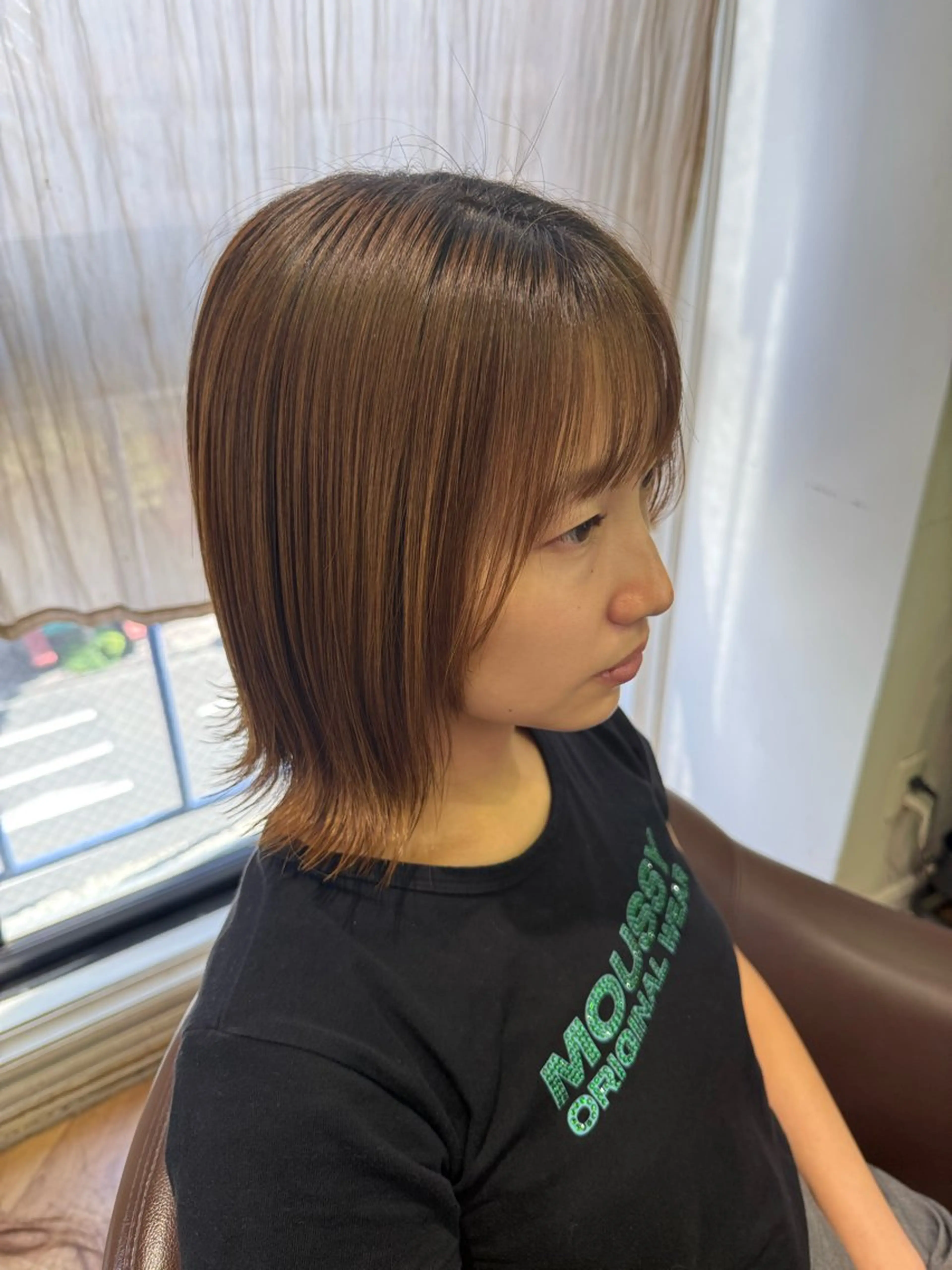 ミディアム 溝口 槙里也のヘアスタイル