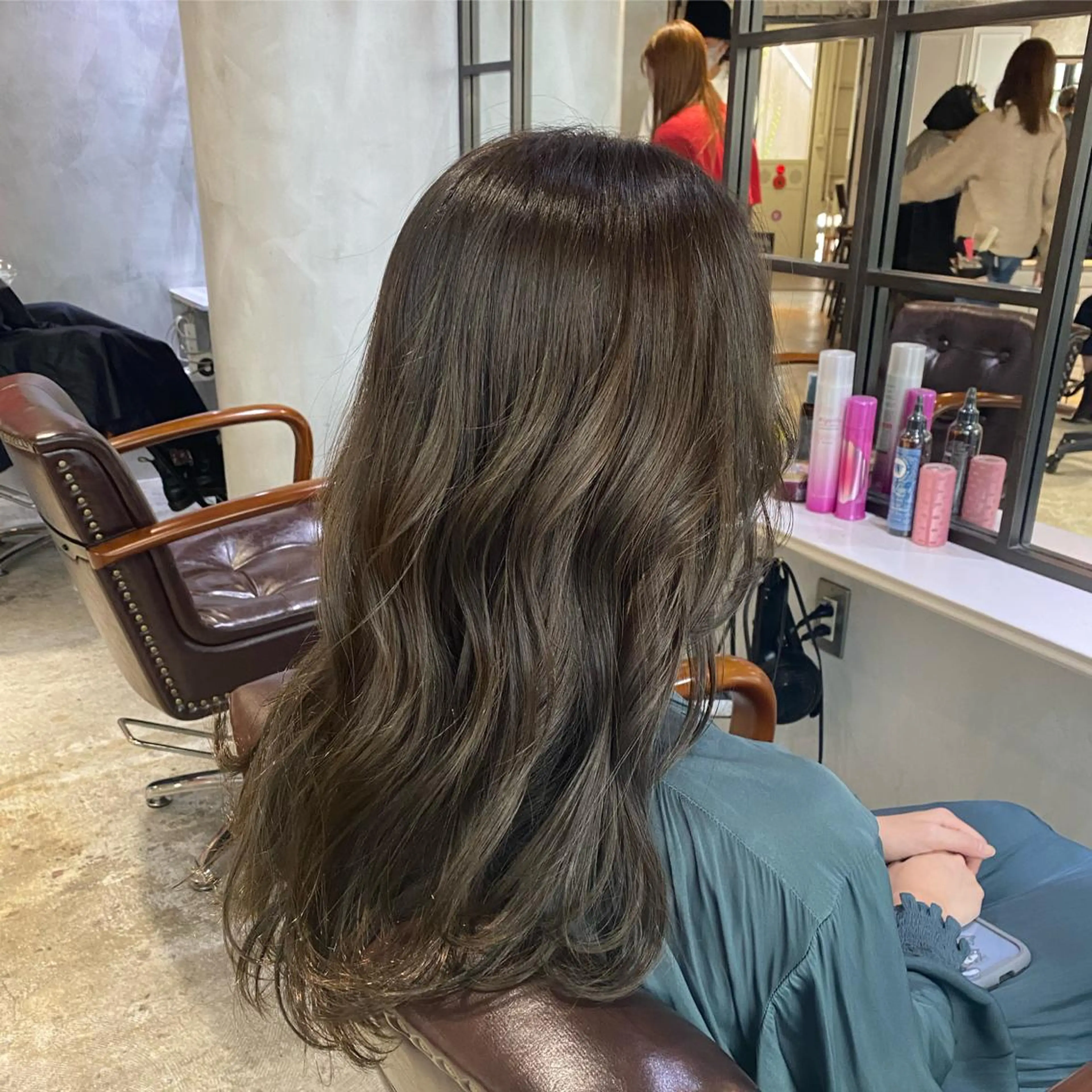 セミロング カラー amie蒲田西口所属・🫧褒められ艶髪🫧 Minamiのヘアスタイル