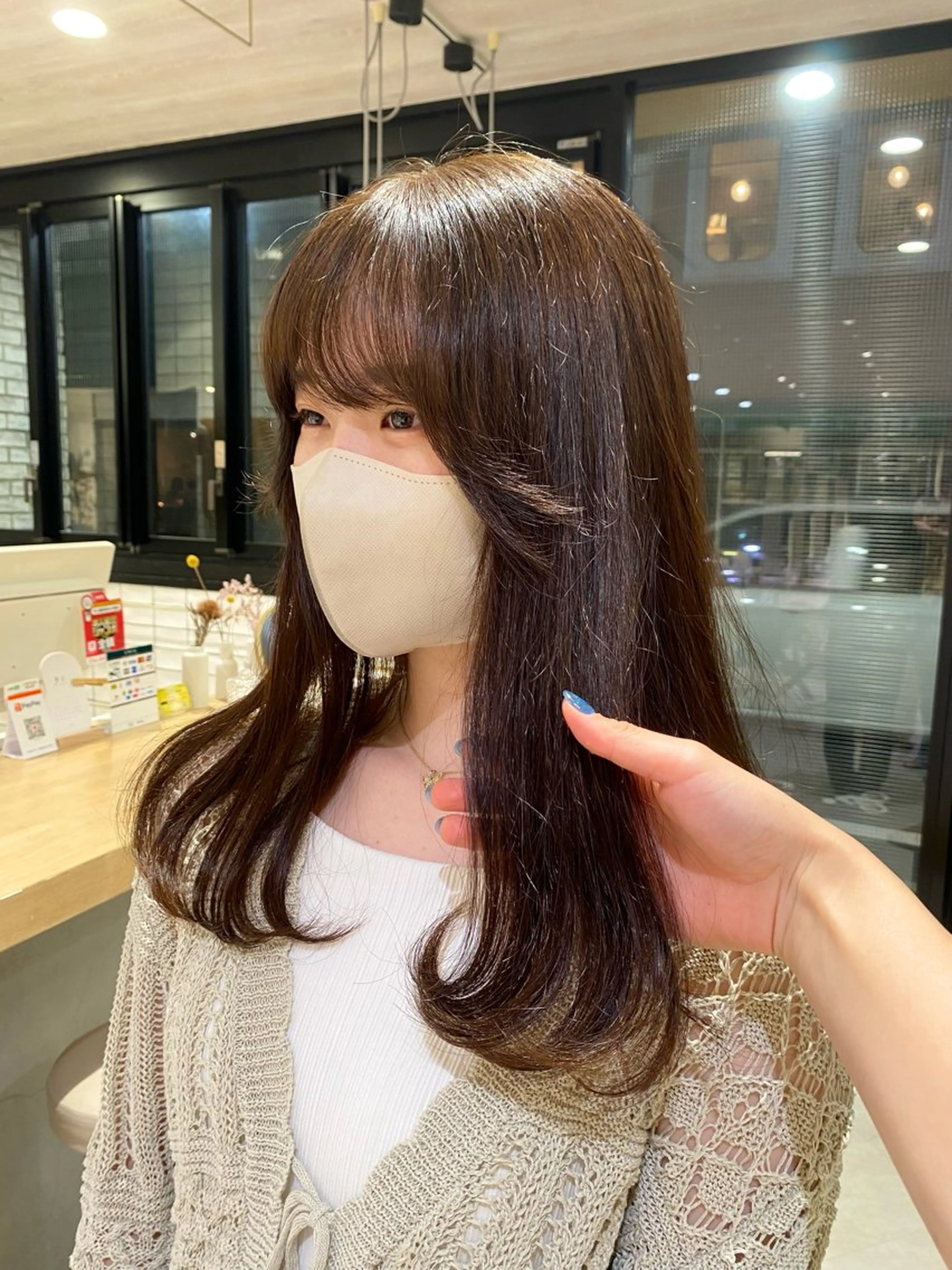 ロング カラー ヘアアレンジ ベージュカラー 縮毛矯正 izumi/ ボブ/パーマのヘアスタイル