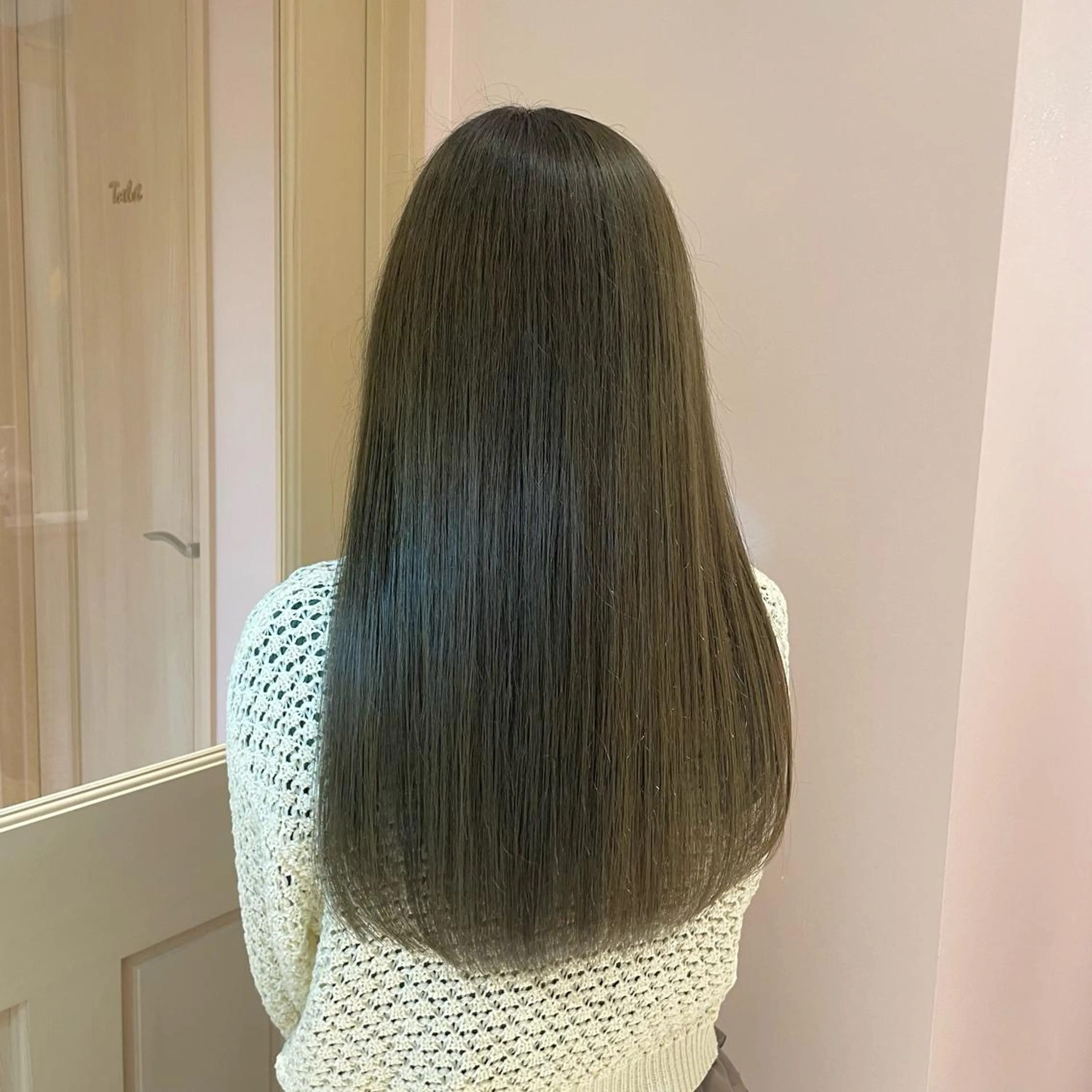 ロング アッシュ ヘアカラー トリートメント ヘッドスパ マホ/日吉/髪質改善 /レイヤー/ガーリーのヘアスタイル