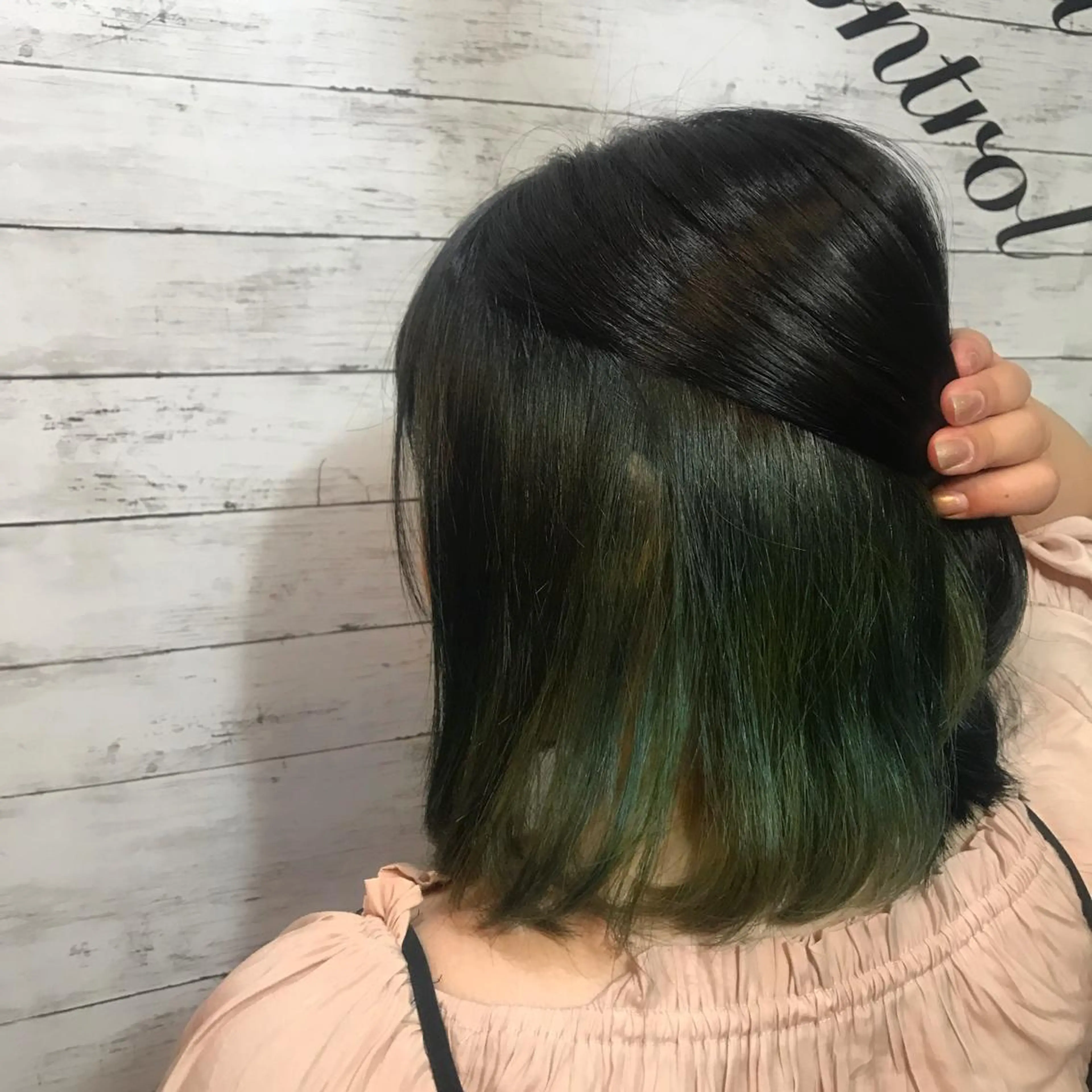 ショート カラー インナーカラー ボブ ていねい技術No.1 🌈諏訪 健太のヘアスタイル