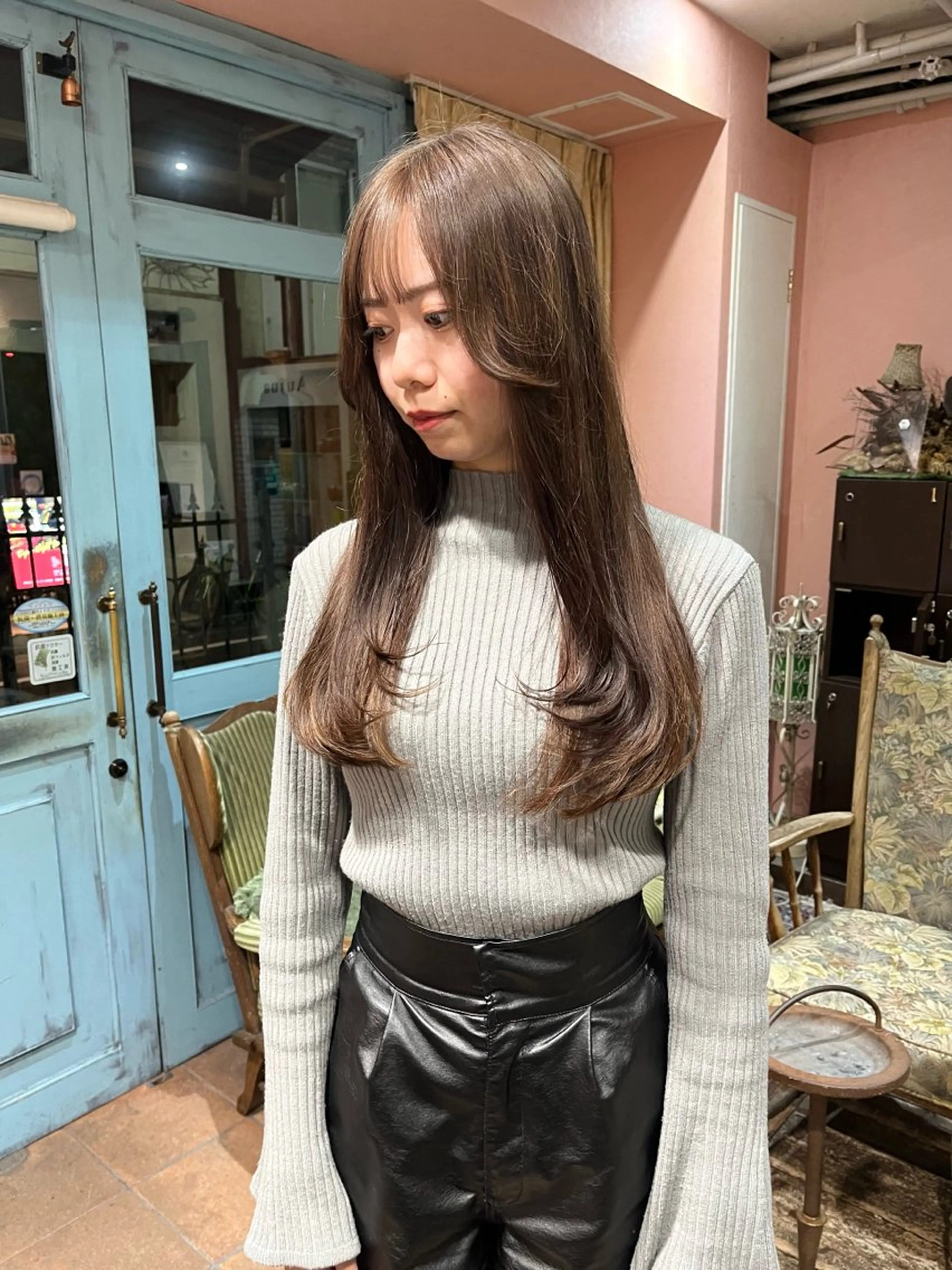 ロング カラー ブラウンカラー レイヤーカット rotika by Doll hair所属・RYOKA 心斎橋美容室のヘアスタイル