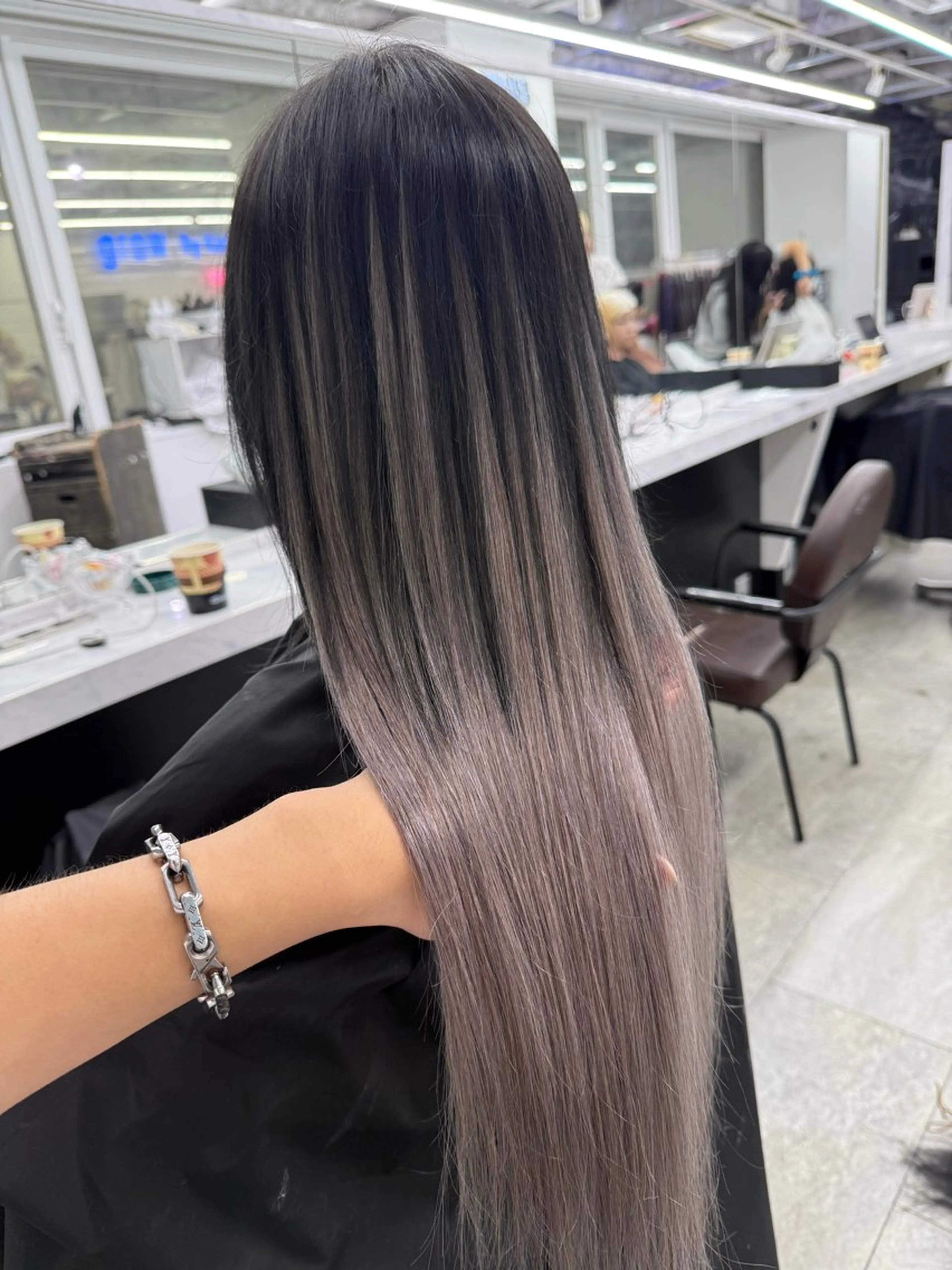 ロング エクステ miwa 🖤のヘアスタイル