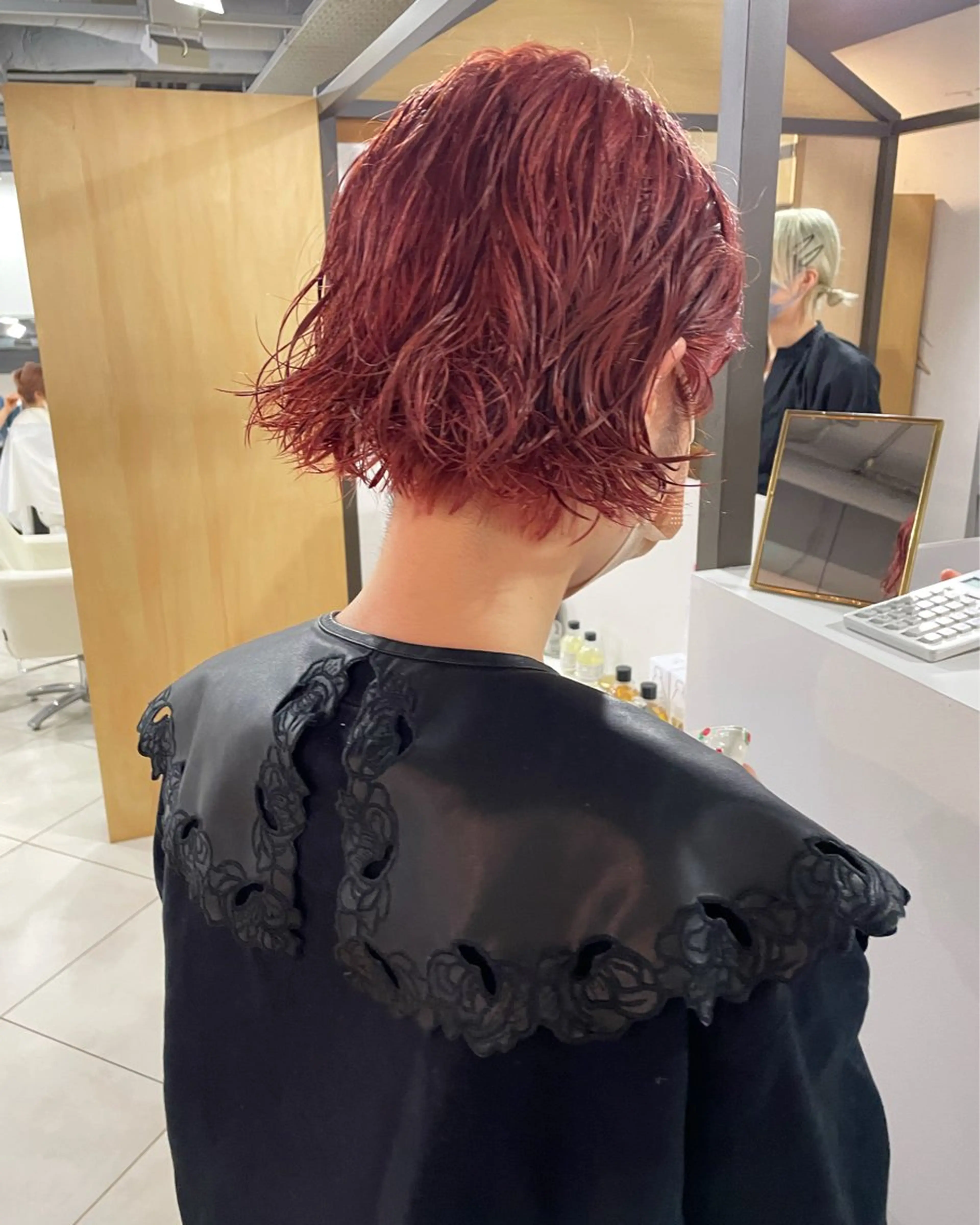ショート カラー ブリーチ ダブルカラー 🌈前田 ジュンのヘアスタイル