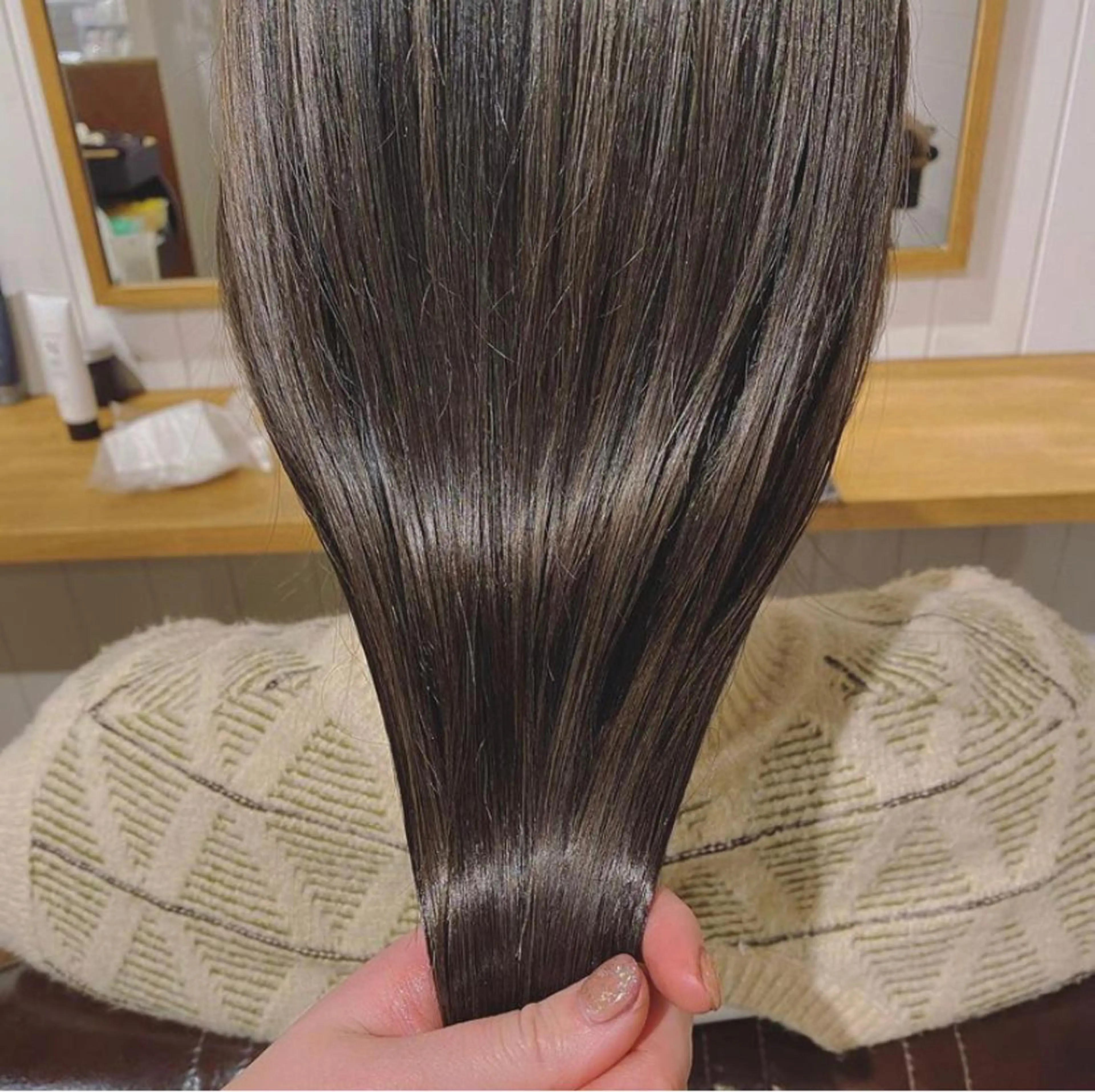 セミロング 縮毛矯正 カット ヘッドスパ nanaka/ レイヤーカットのヘアスタイル