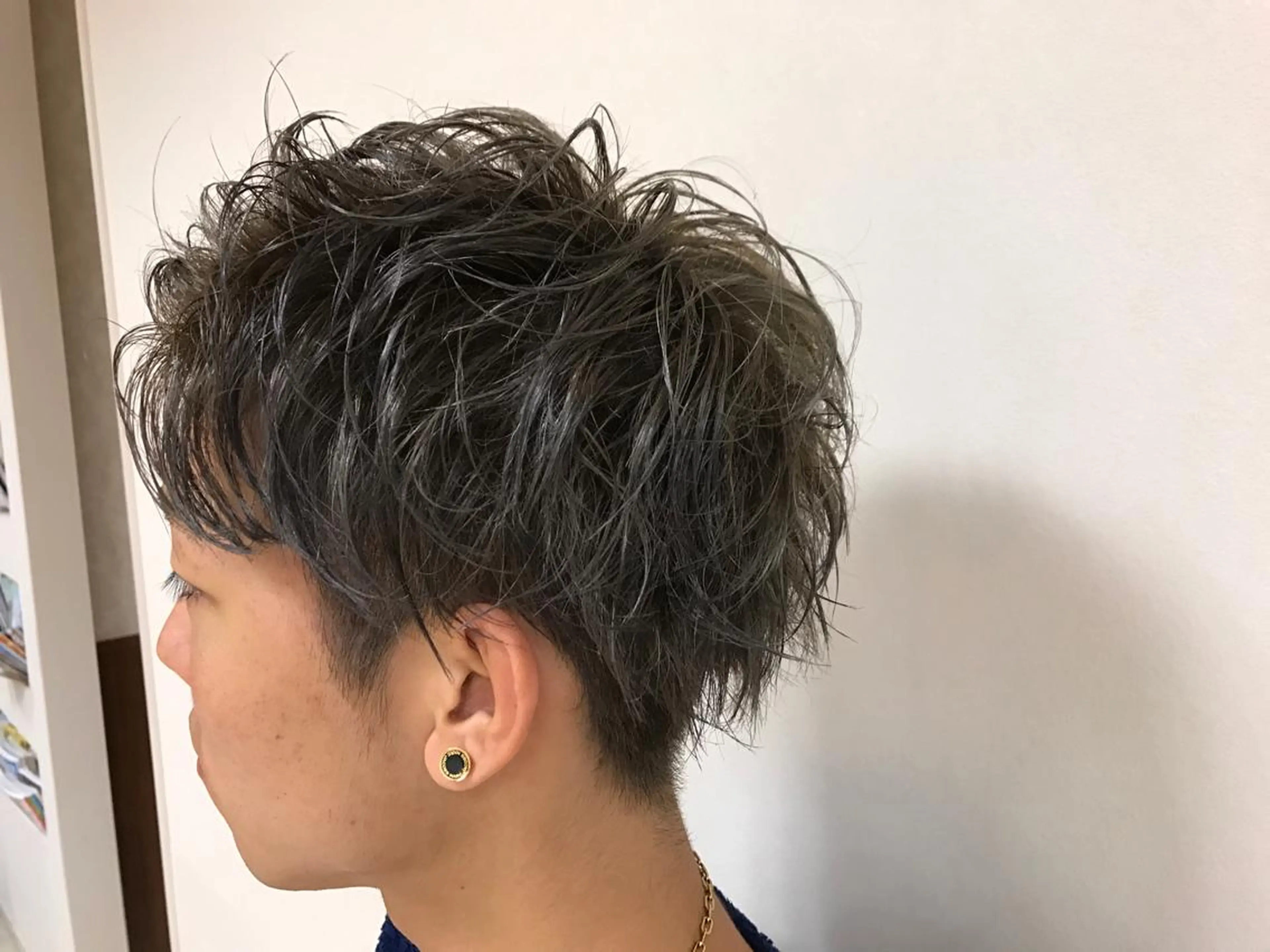 ショート メンズ カット ヘアカラー トリートメント デザインカラー🕊 石井萌のヘアスタイル