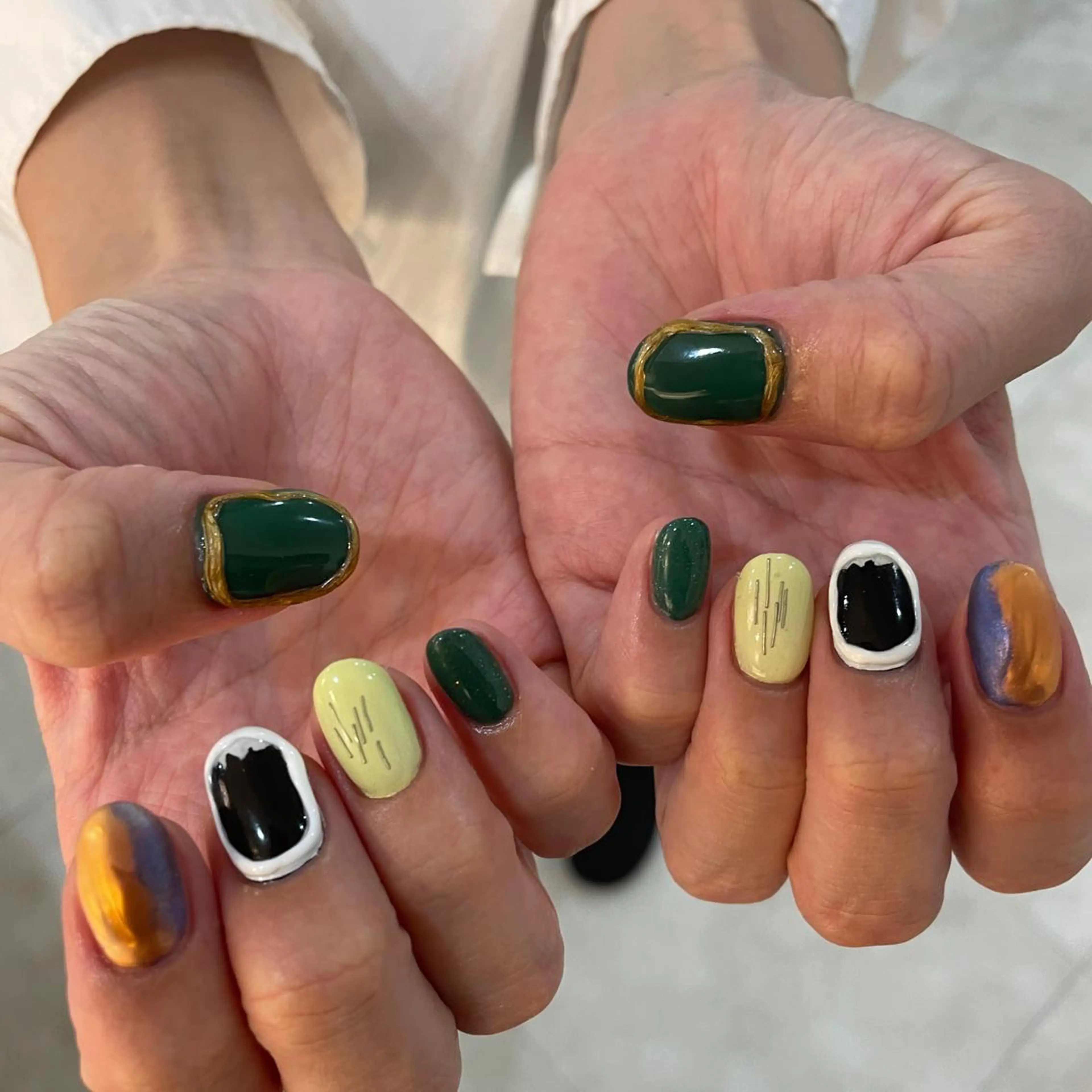 ネイル 栗田 ゆう子のネイルデザイン