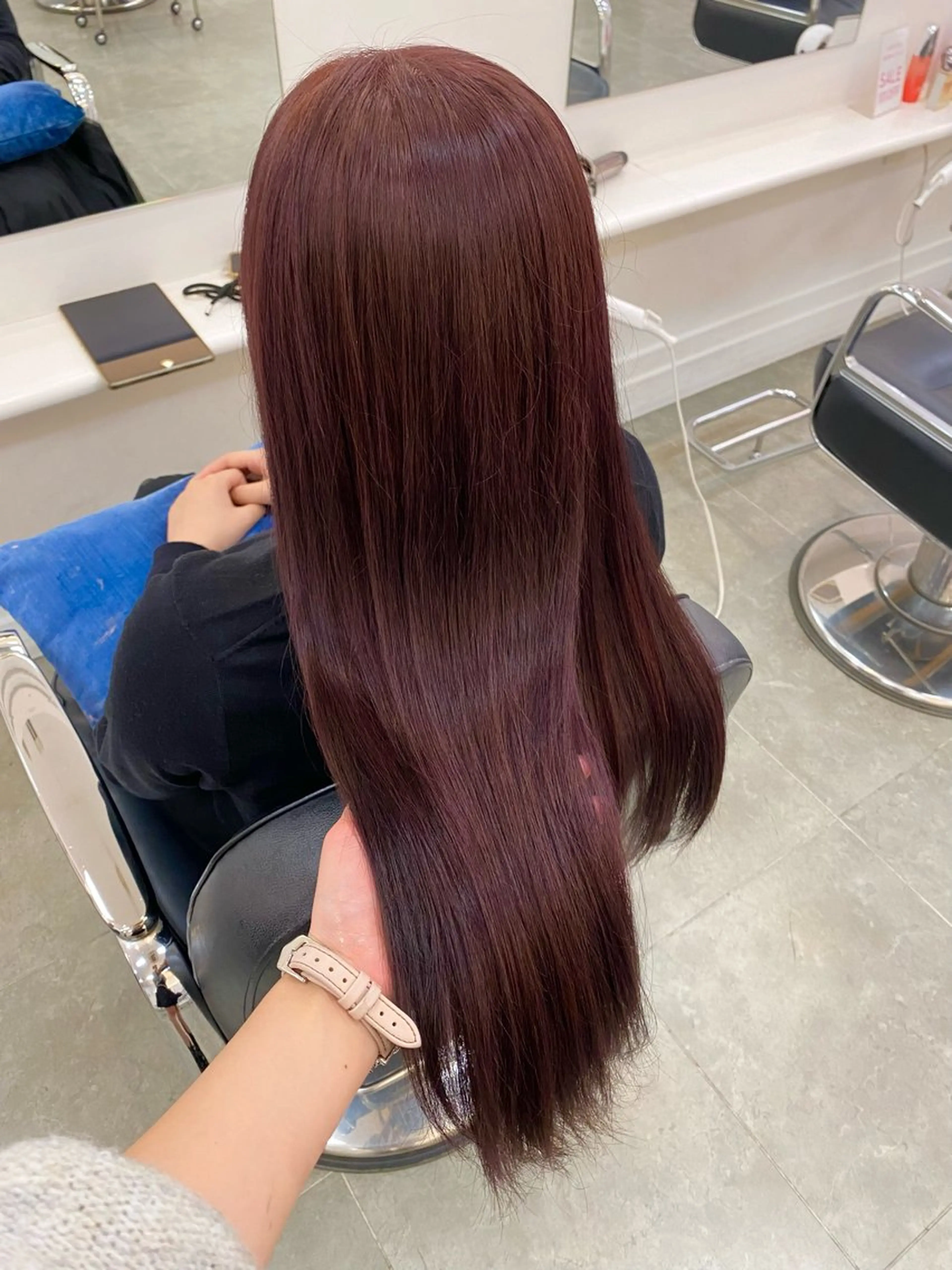 ロング カラー ヘアカラー ParveMix 🐾鳥取彩花のヘアスタイル