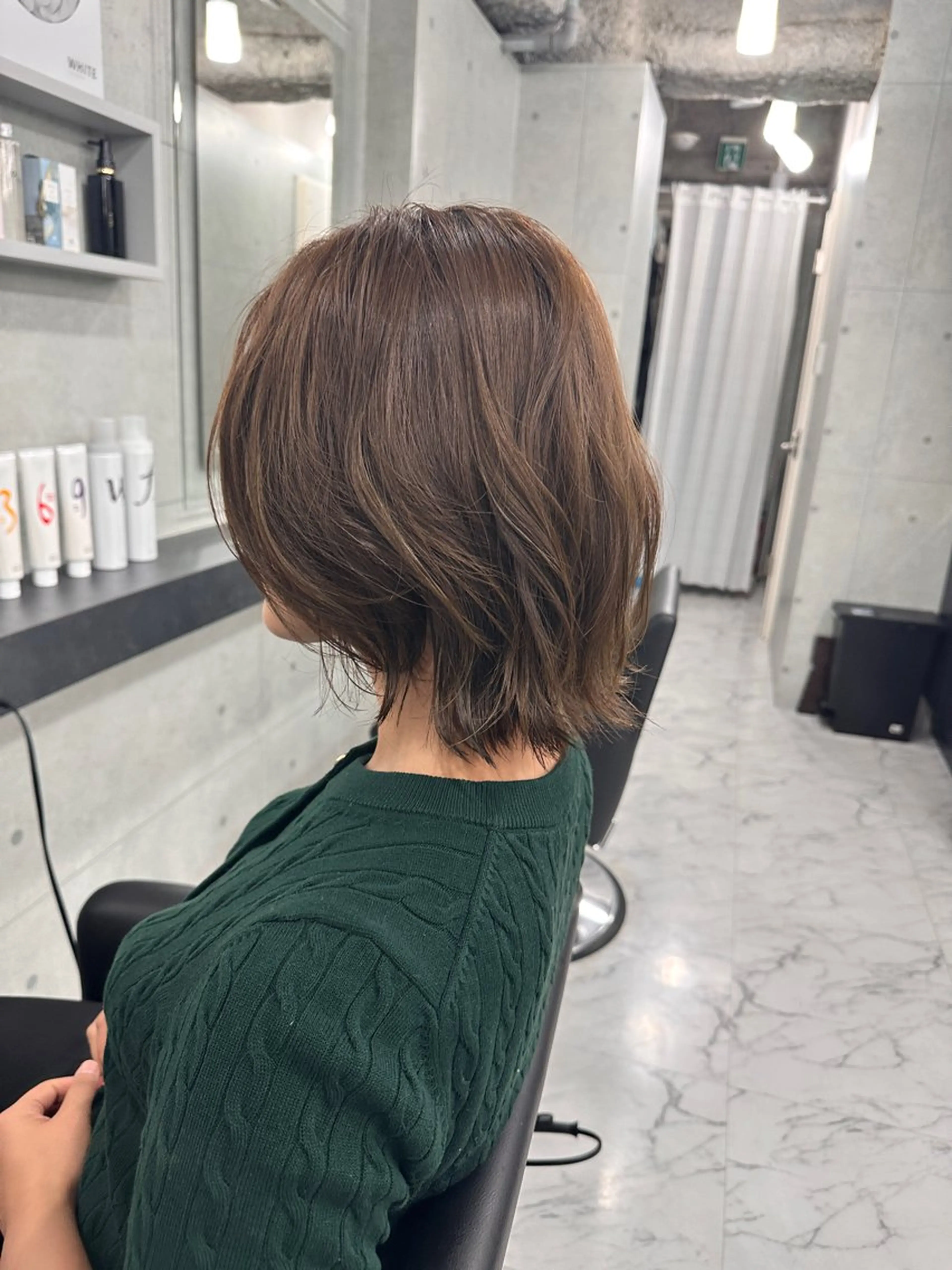 ミディアム ボブ カット ヘアカラー Endearing 銀座/レイヤーカットのヘアスタイル