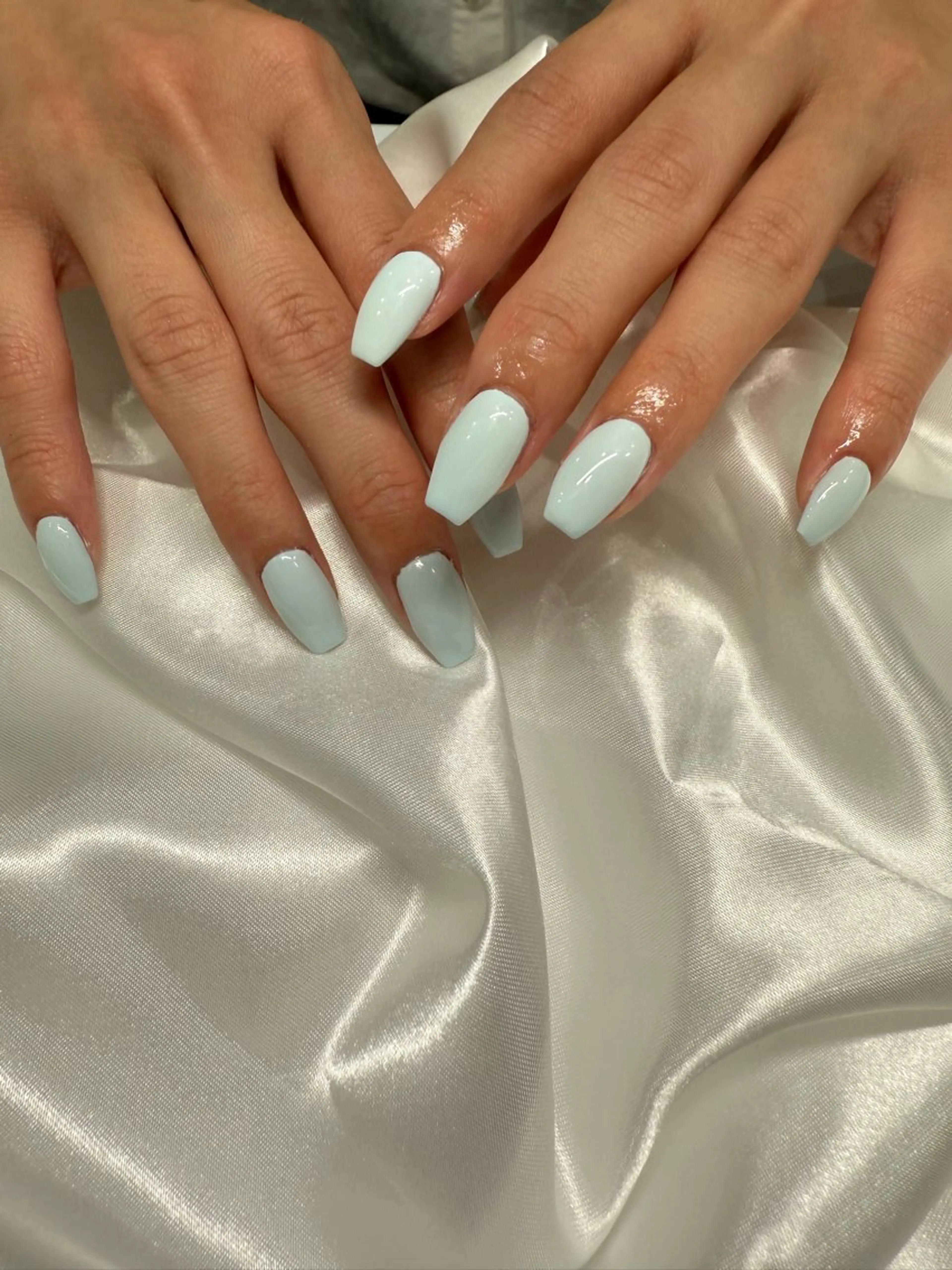 ネイル ワンカラーネイル ハンドネイル GO TODAY SHAiRE SALON渋谷Amiu店所属・Risa 🌺のネイルデザイン