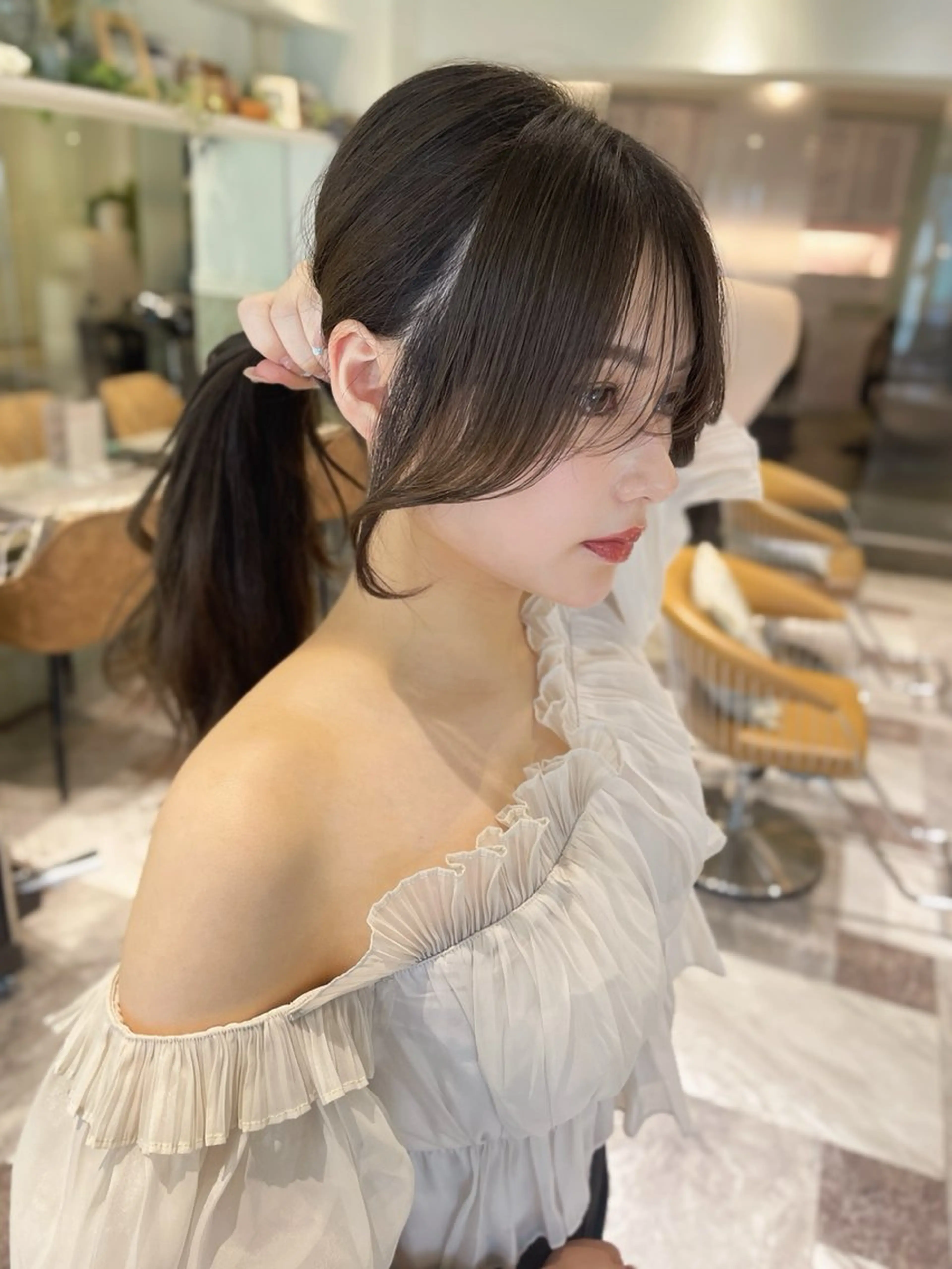 ミディアム カラー ベージュカラー 黒髪 ブリーチ ブルーカラー ブルーブラック カット ヘアカラー トリートメント 木屋元一/透明感 /レイヤー/顔まわりのヘアスタイル