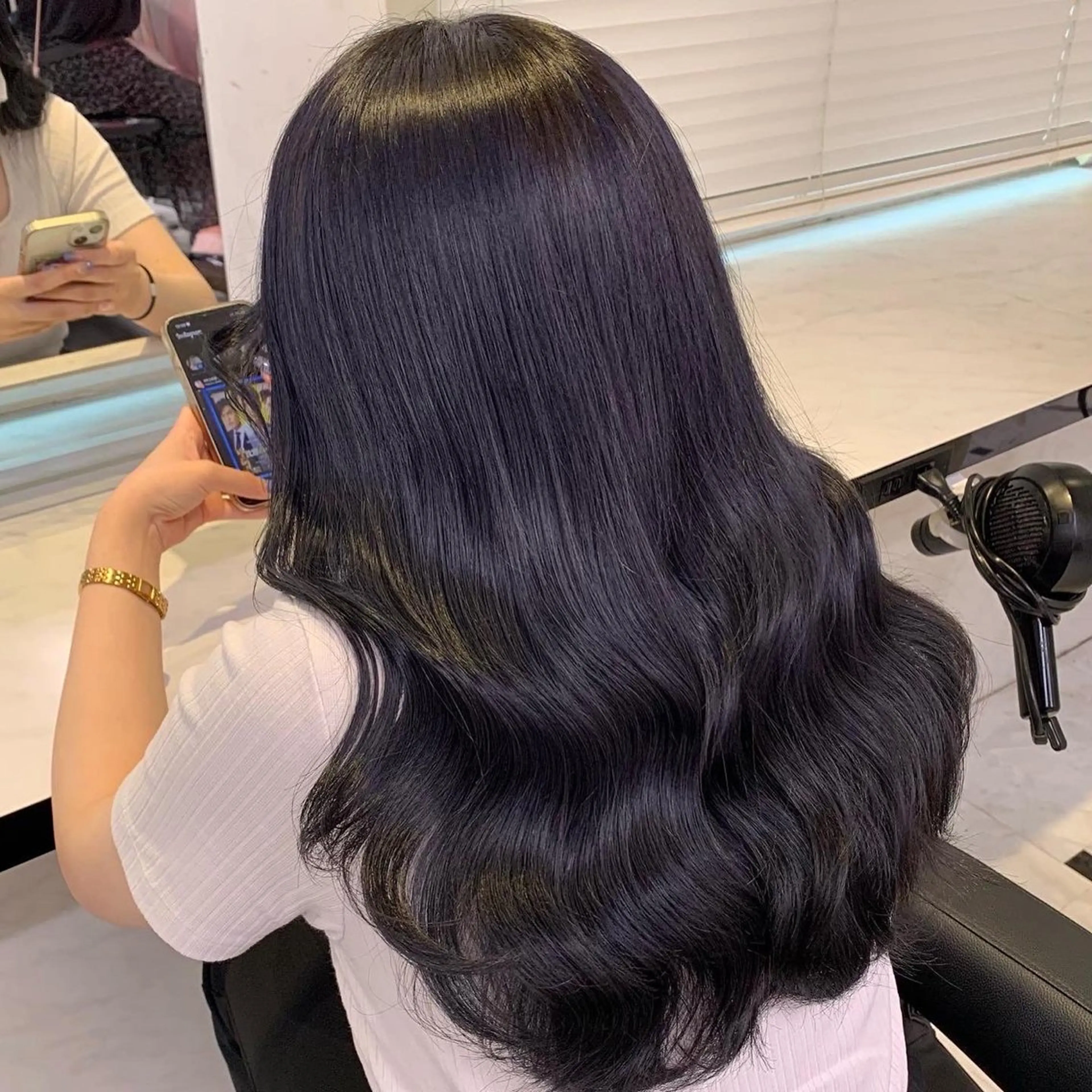 カラー ブルーカラー ヘアカラー トリートメント ヘッドスパ ヘアセット ♡ダブルカラー♡ 透明感カラー♡AIのヘアスタイル