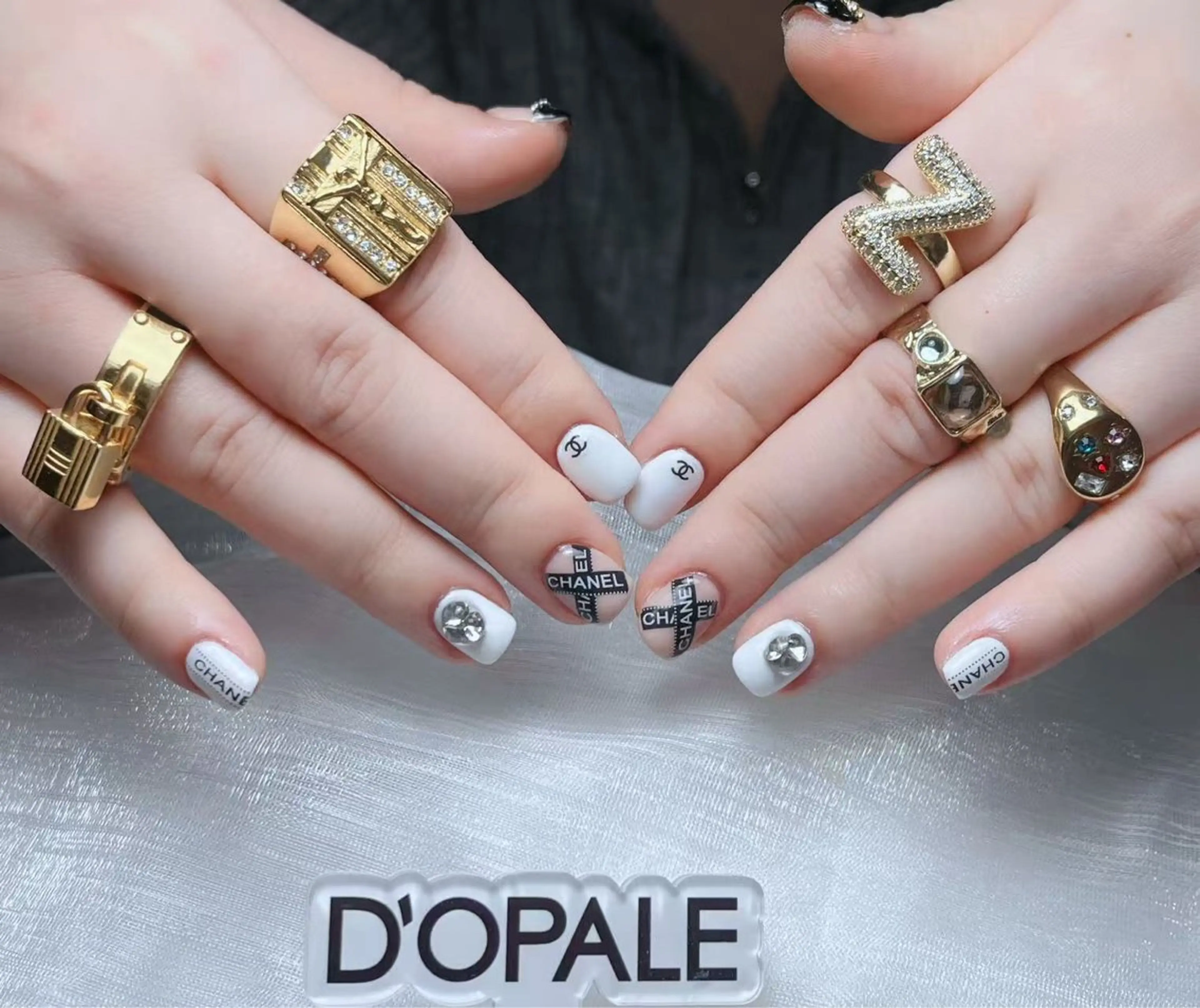 ネイル ハンドネイル DOPALE 上野店サロンのネイルデザイン