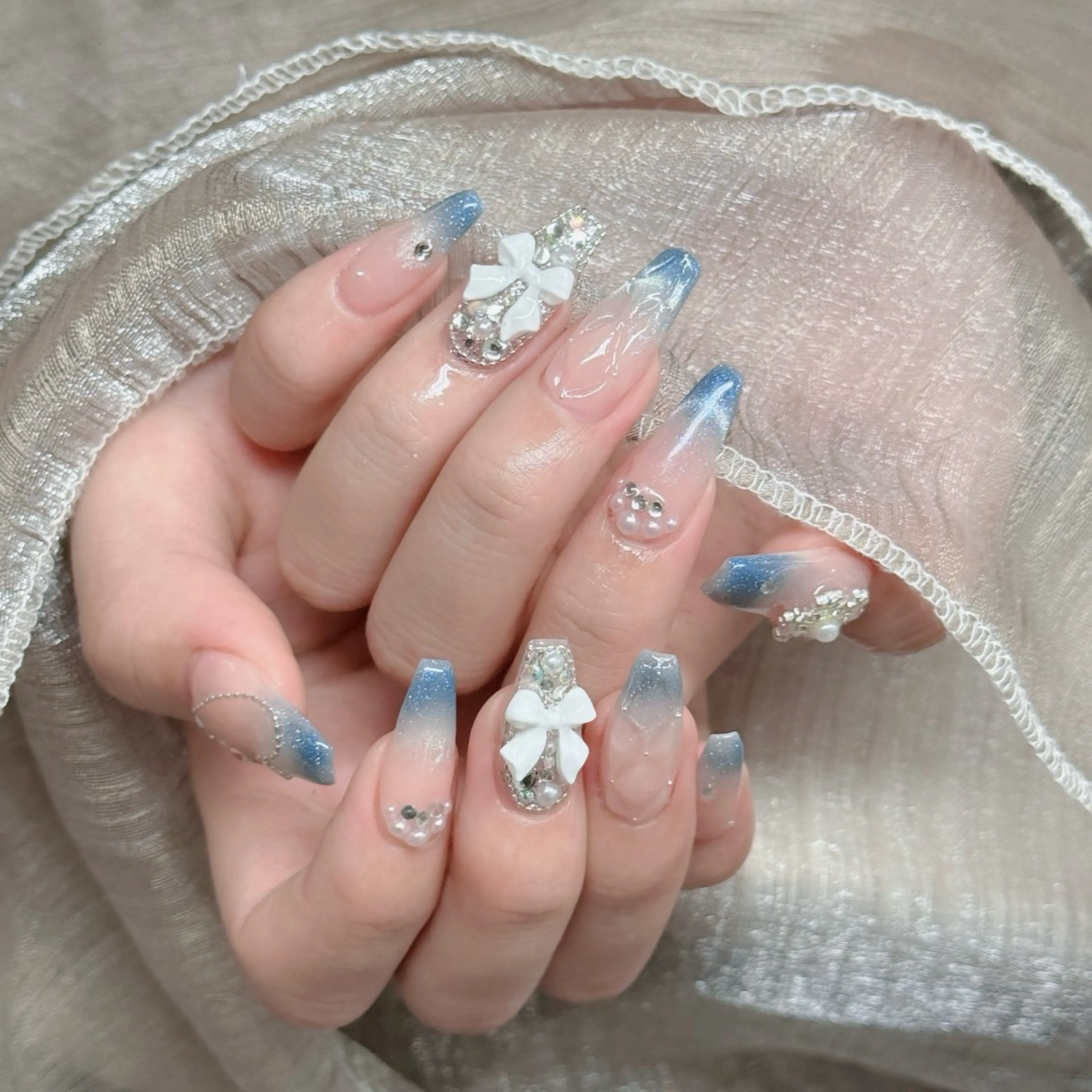 ネイル ロングネイル マグネットネイル リボン 夏ネイル スーパーロングネイル ハンドネイル Hani Nail XUKAのネイルデザイン