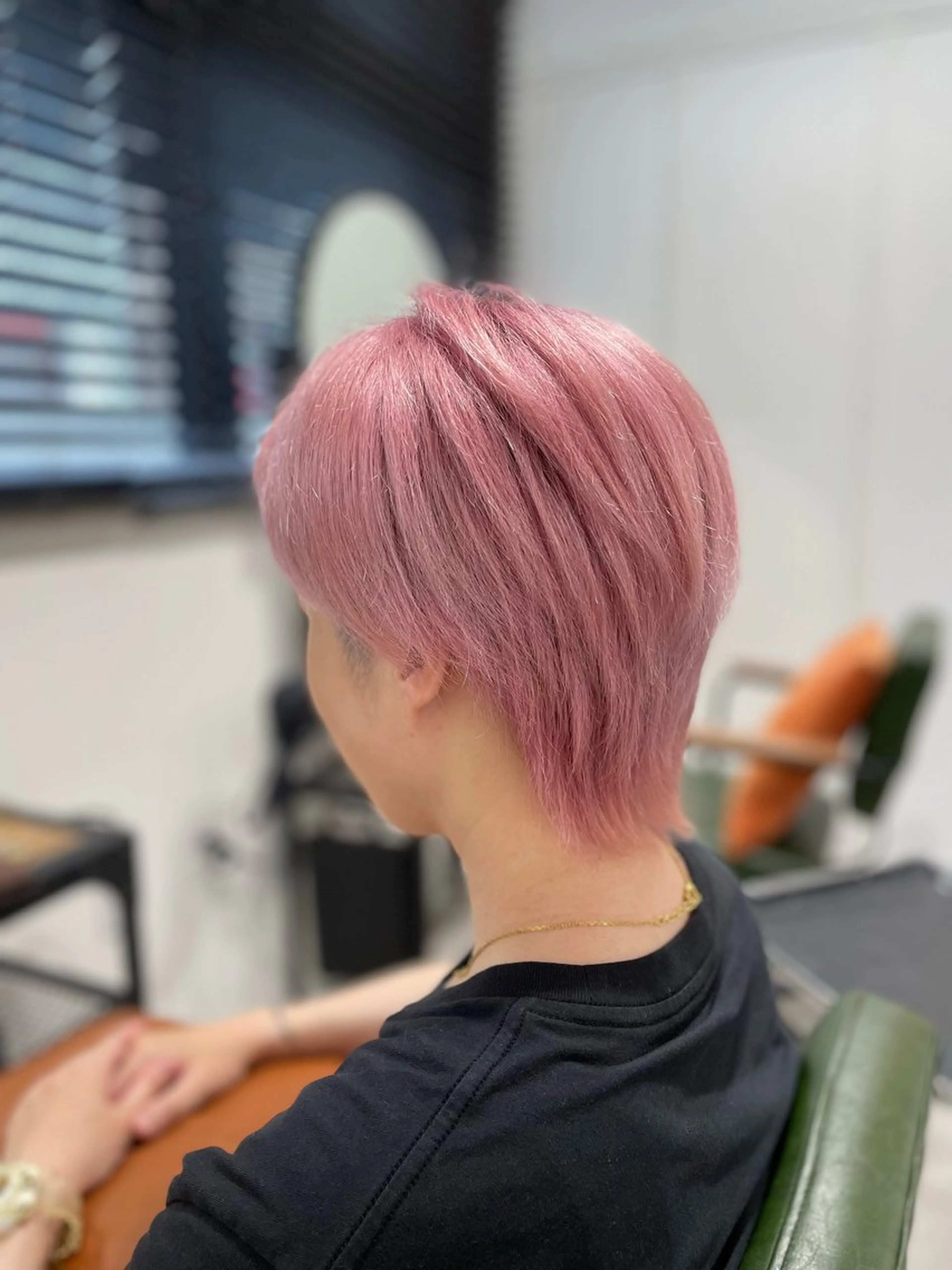 ショート カラー ヘアカラー 艶カラー透明感カラー 暖色カラー佐藤舞花のヘアスタイル