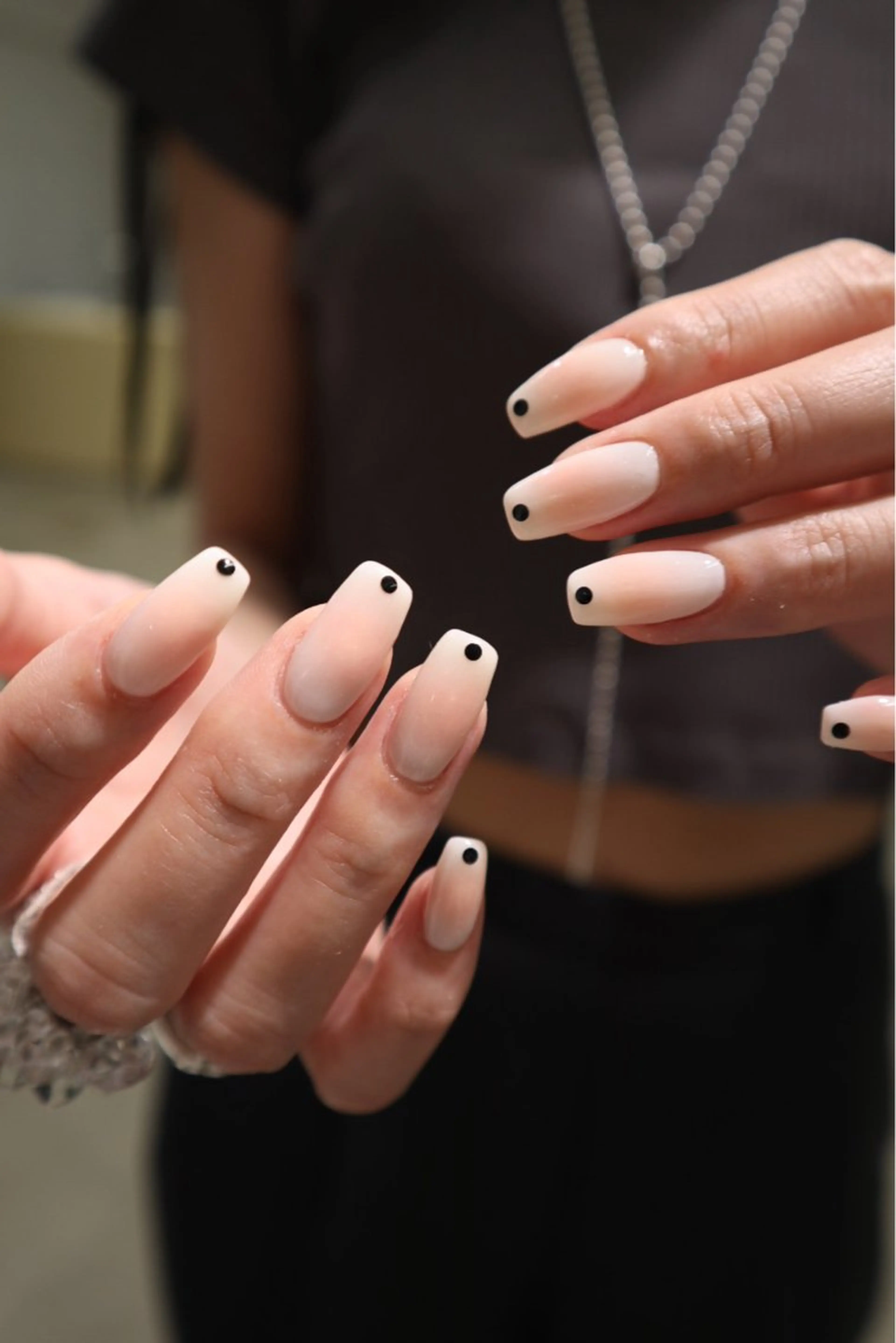 ネイル チークネイル ハンドネイル sister  mohawk所属・chika ／ nailのネイルデザイン