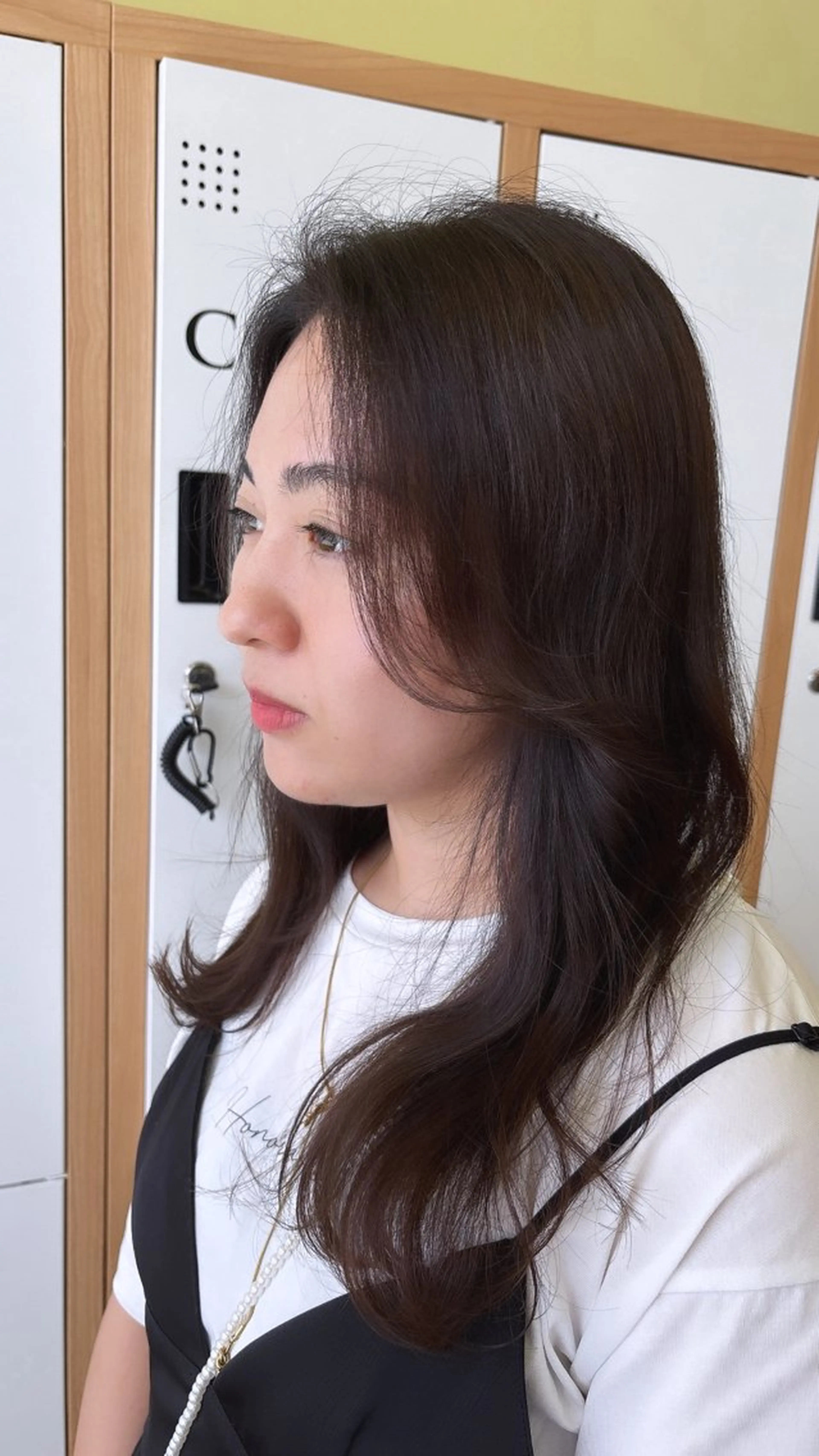 セミロング カット ヘアカラー 村上 乃綾のヘアスタイル