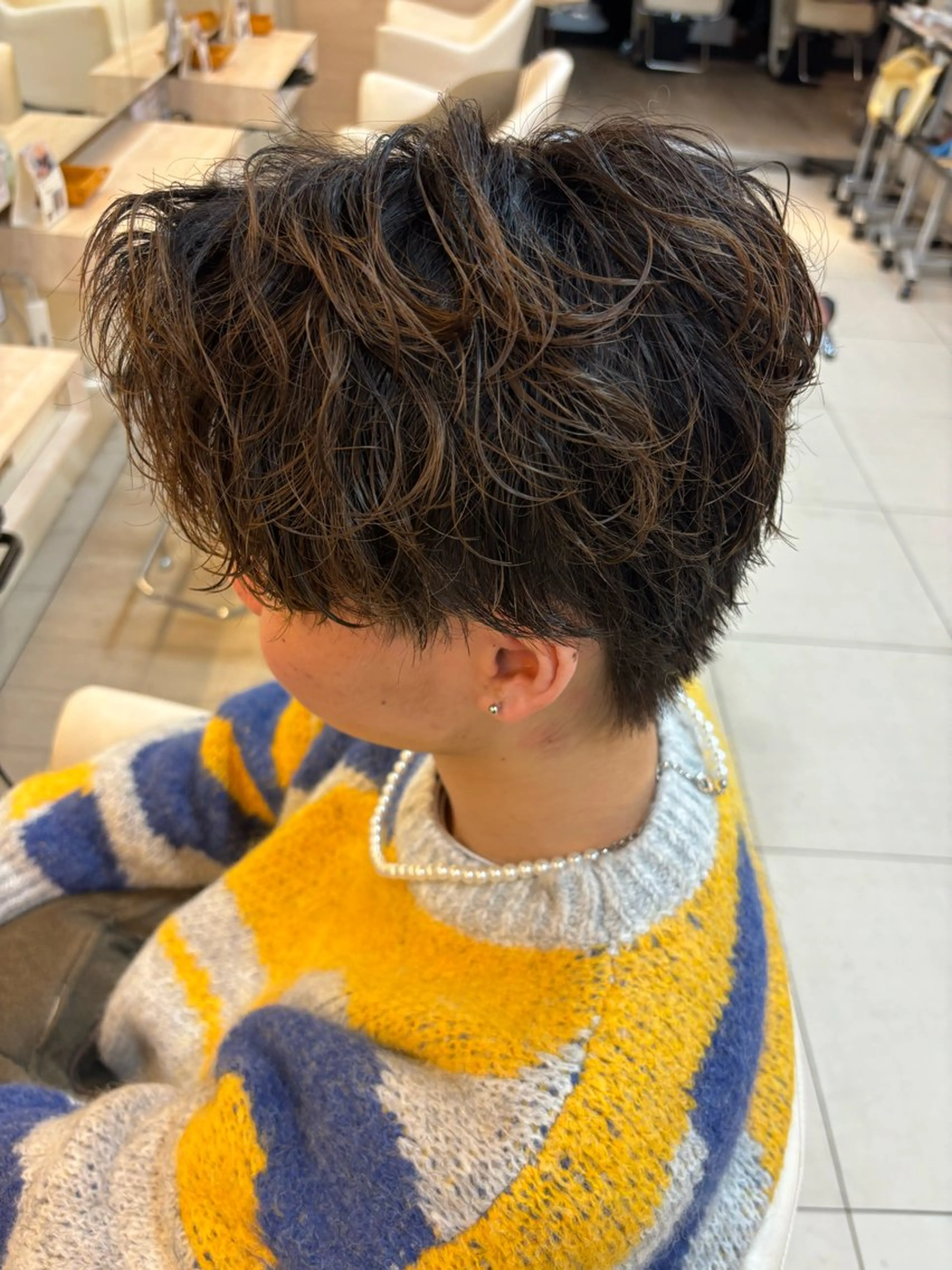 ショート カラー パーマ ヘアアレンジ メンズ キッズ アップバング 波巻きパーマ ショートヘア 🫧Selene SHOGO🫧のヘアスタイル