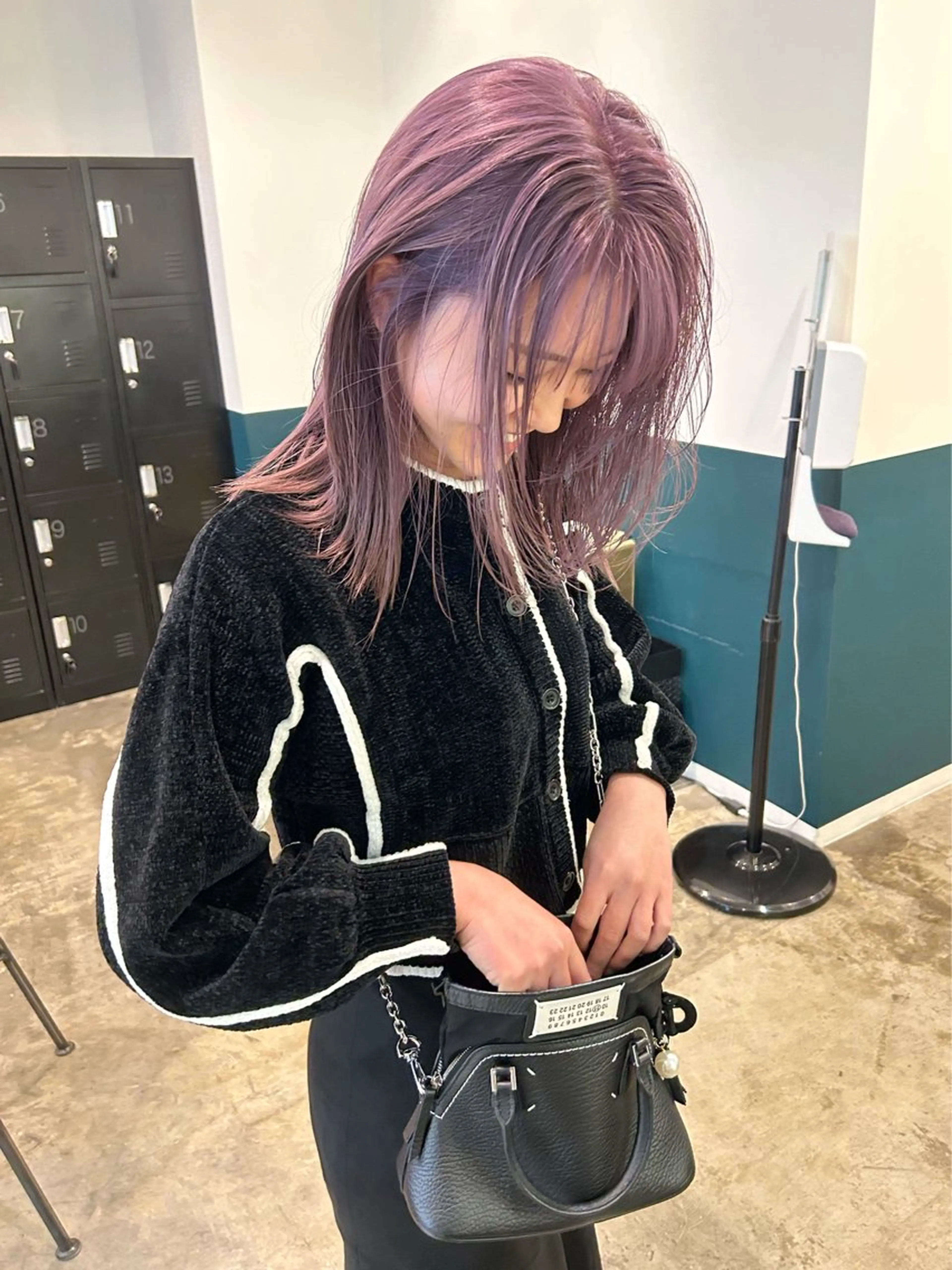 ミディアム カラー ベージュカラー 透明感カラー ラベンダーカラー ラベンダーベージュ カット ヘアカラー カラーリスト菅野 竜矢🌈のヘアスタイル