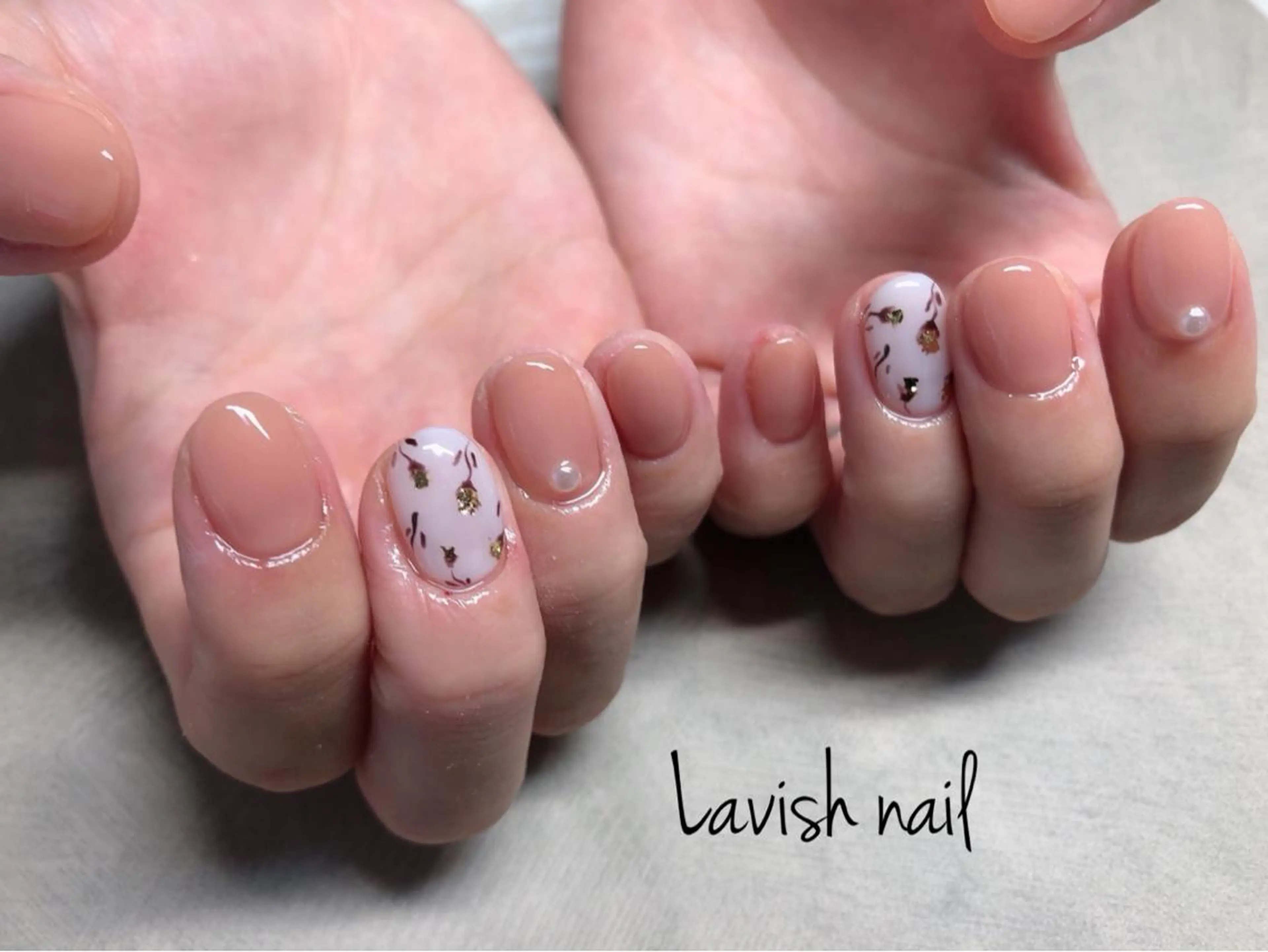 ネイル ハンドネイル Lavish nailのネイルデザイン