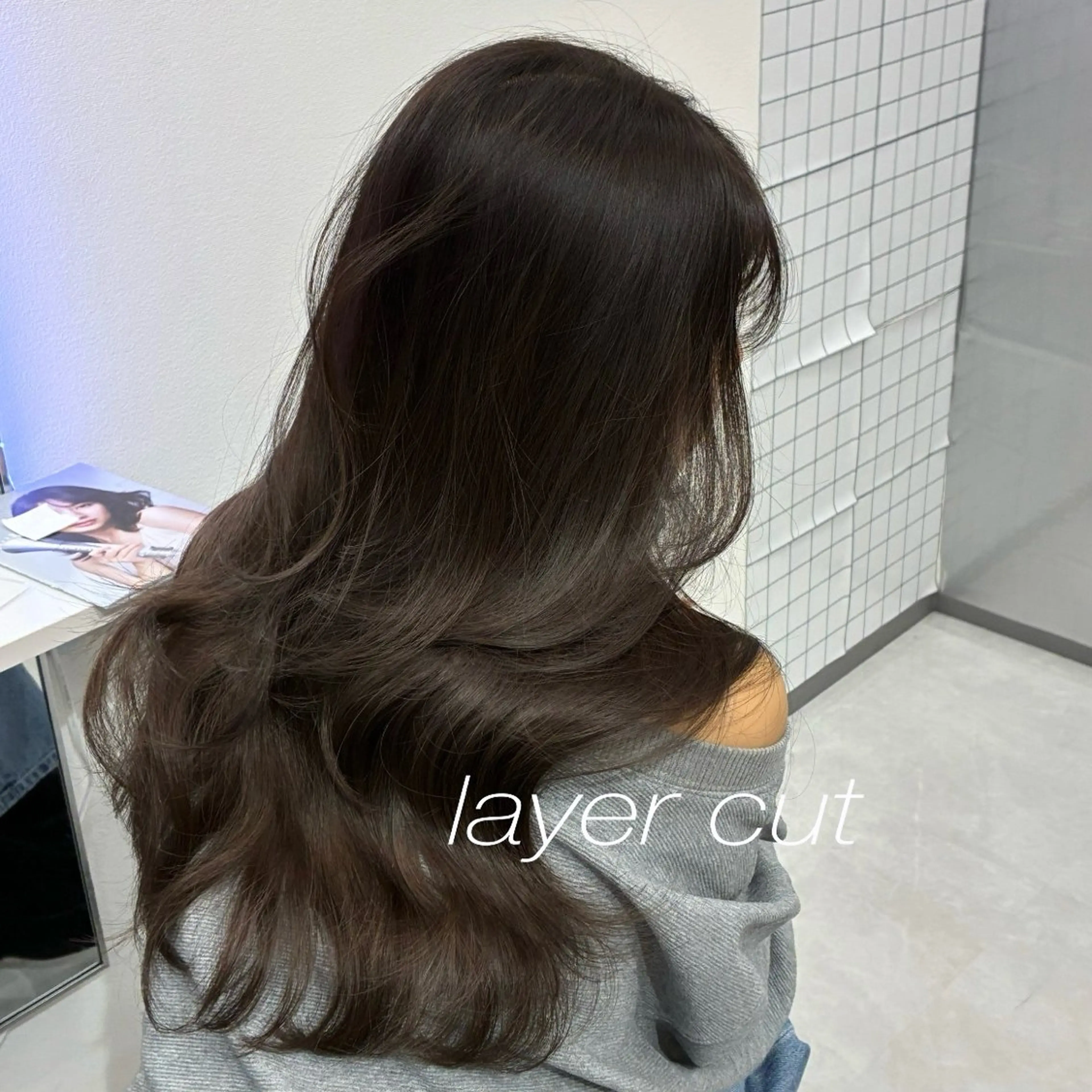 セミロング カット ヘアカラー トリートメント LOMKH所属・レイヤーカット /縮毛矯正/タツヤのヘアスタイル