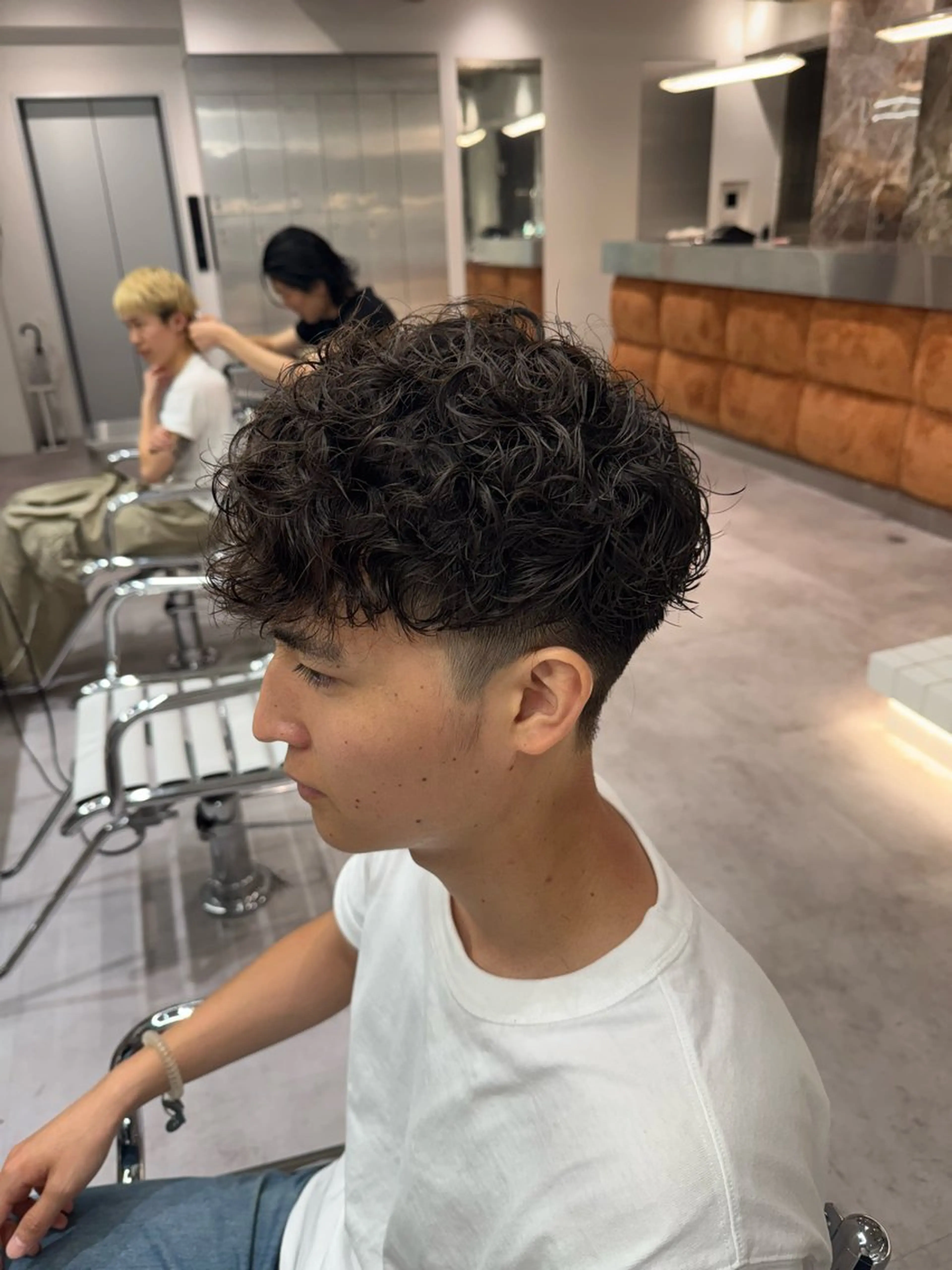 パーマ メンズ スペインカール メンズサロンU所属・ブリーチ/パーマ特化 片平和寿のヘアスタイル