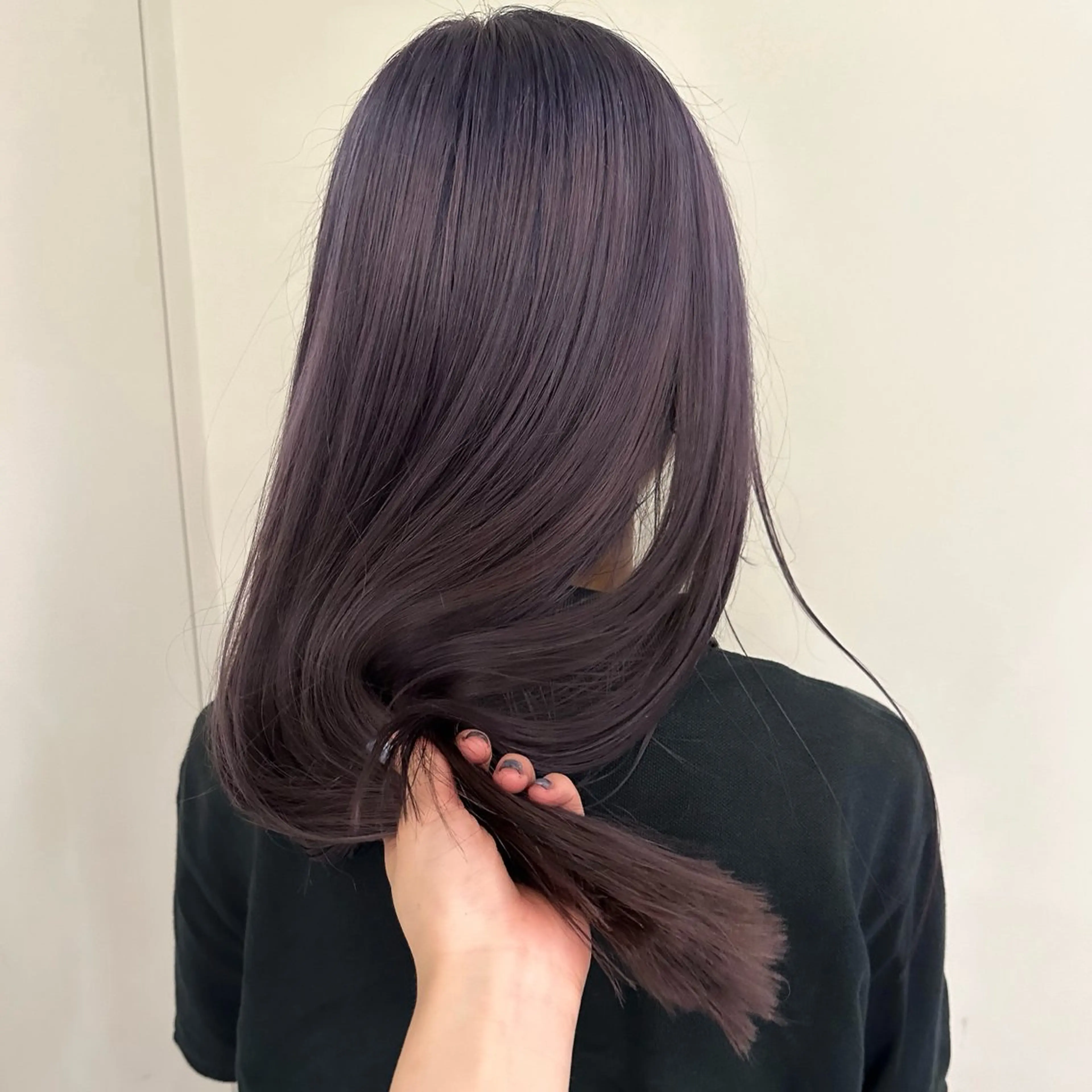 ロング カラー ブリーチ ラベンダーカラー 🎗️似合わせ/小顔 顔周りカット/透明感のヘアスタイル
