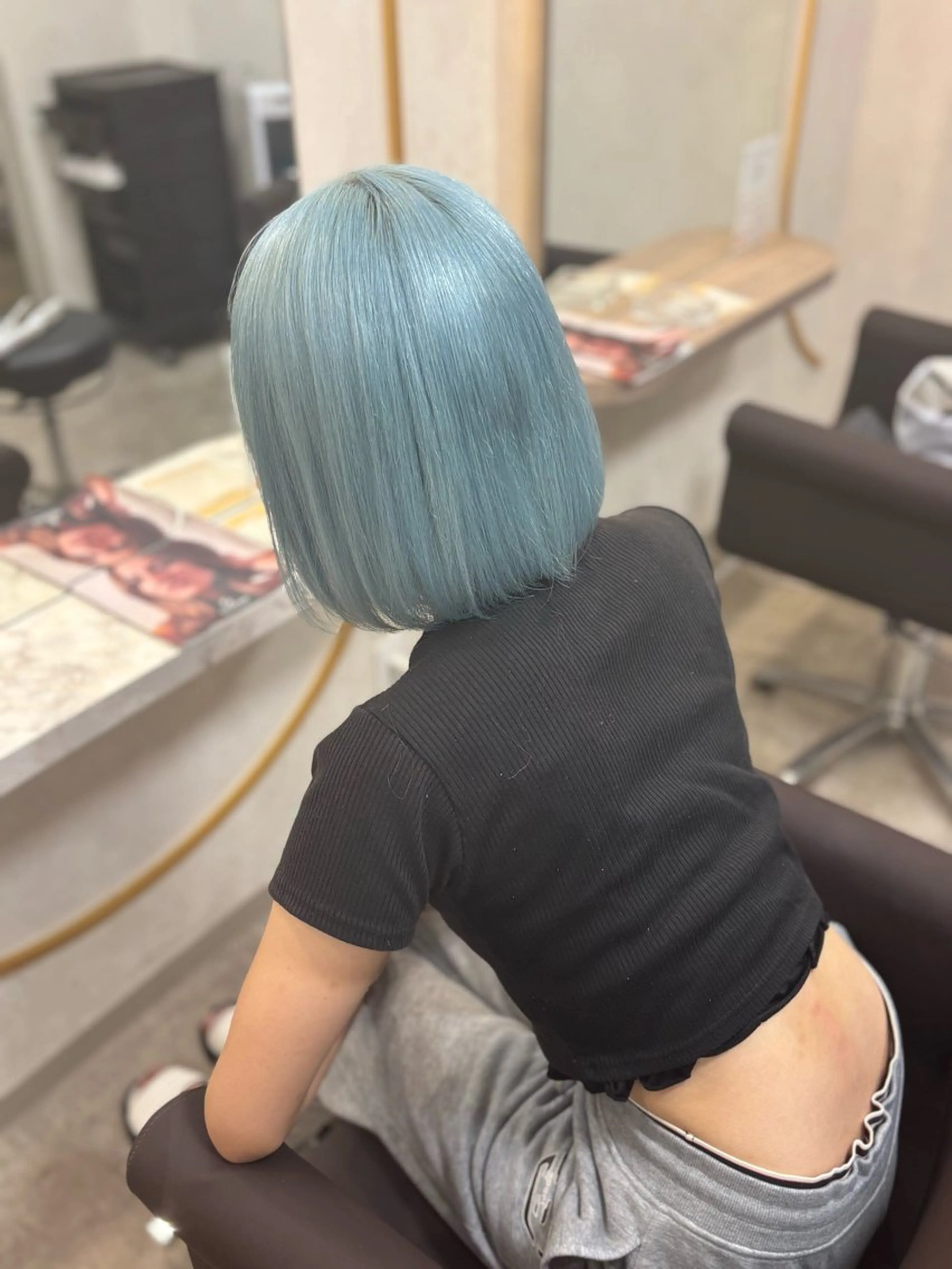 〖期間限定❕〗❄️ブリーチ2回＋カラー❄️¥17050の写真