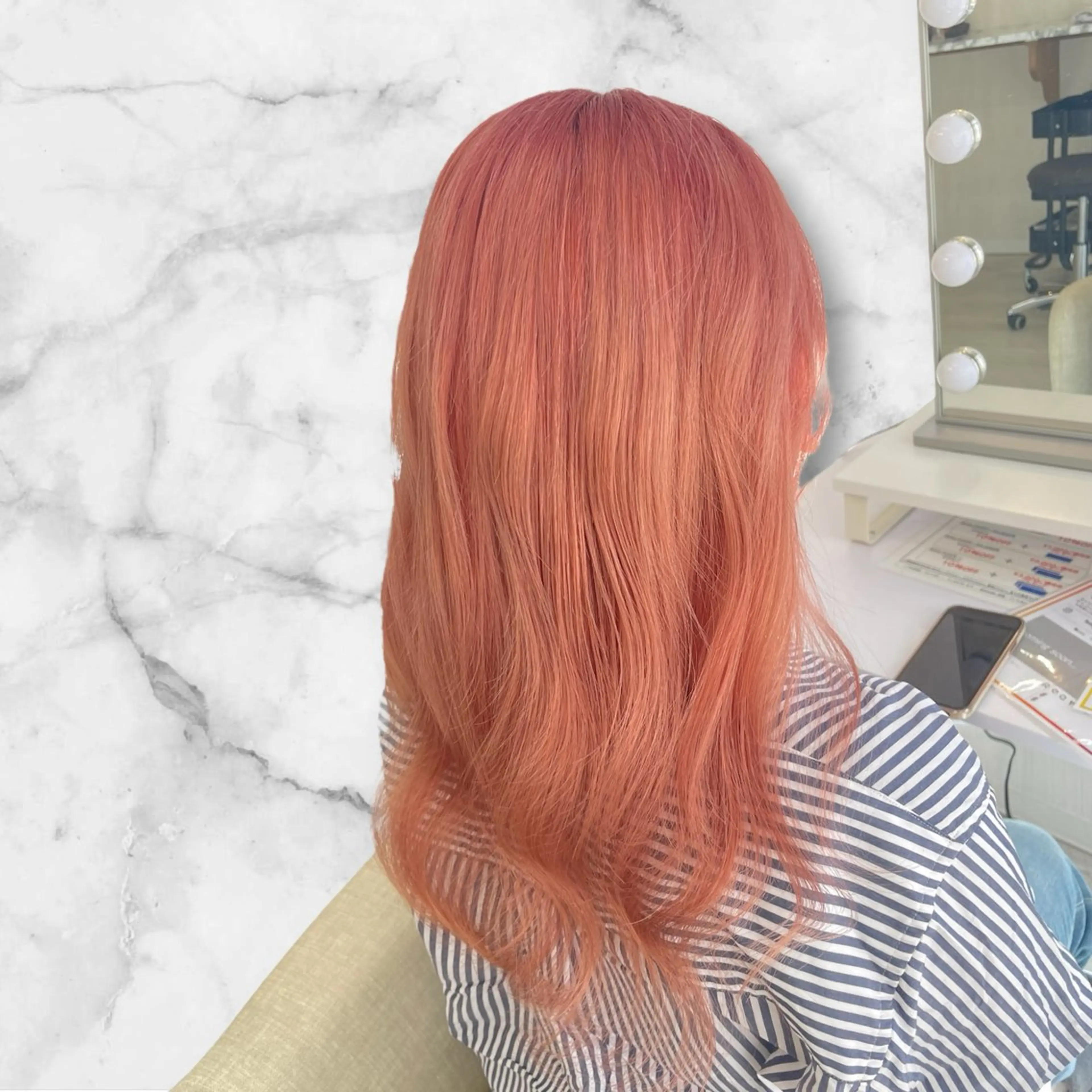 ロング カラー ブリーチ ピンクカラー ホワイトピンク セルバ所属・HIRORO ブリーチ/ハイトーンのヘアスタイル