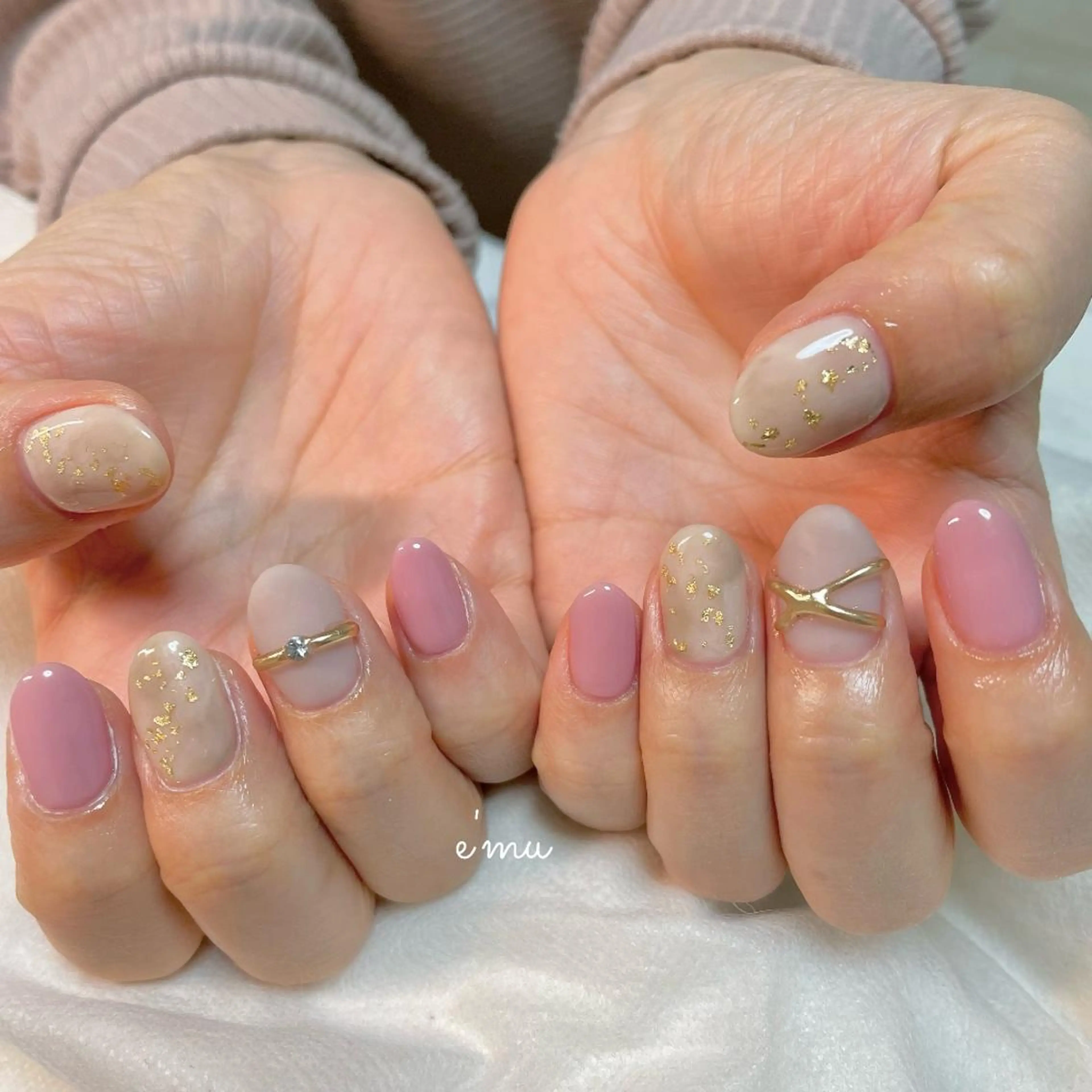 ネイル ニュアンスネイル オフィスネイル nail salon e'mu💐のネイルデザイン