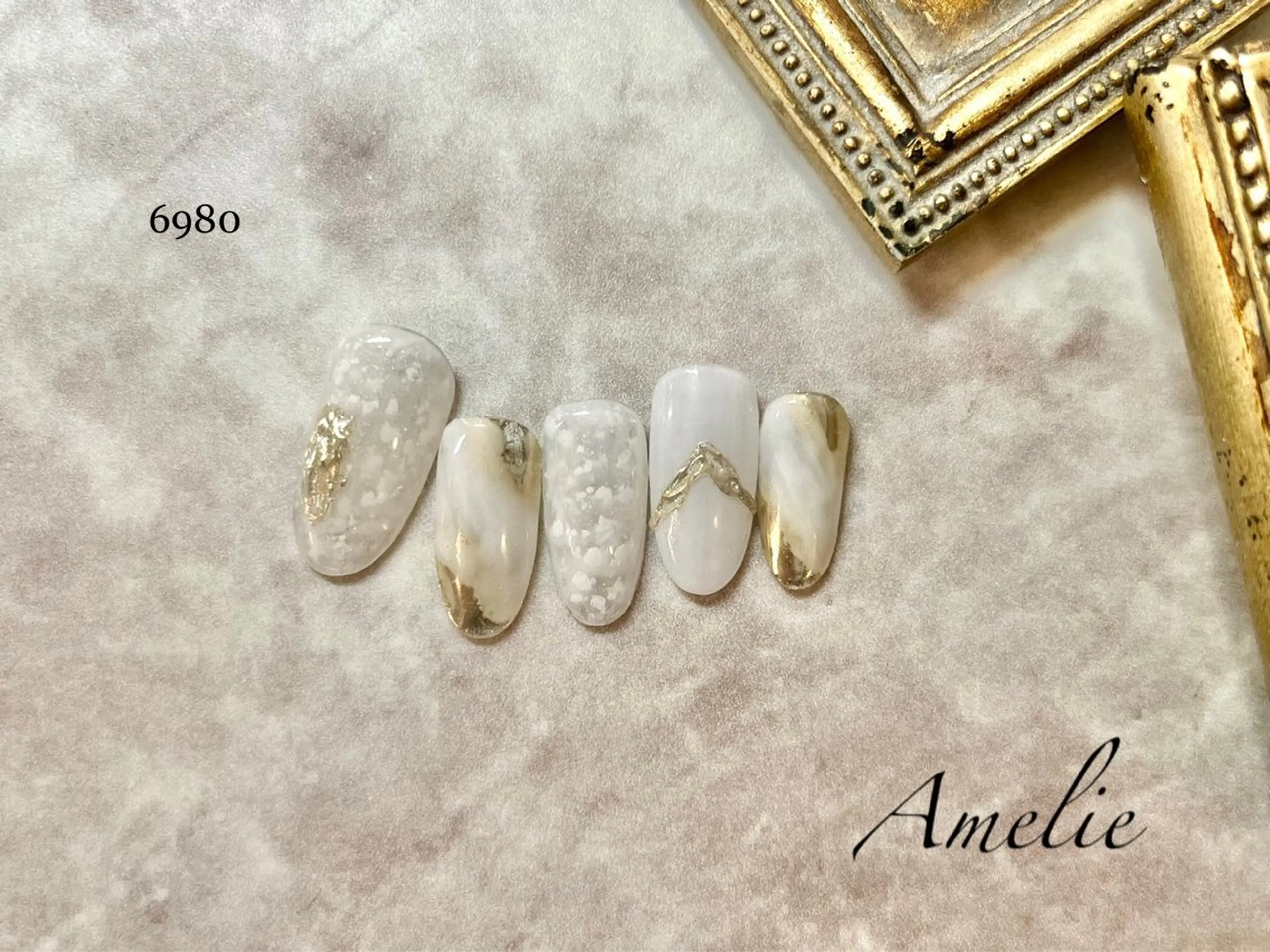 ネイル 浅野 綾のネイルデザイン