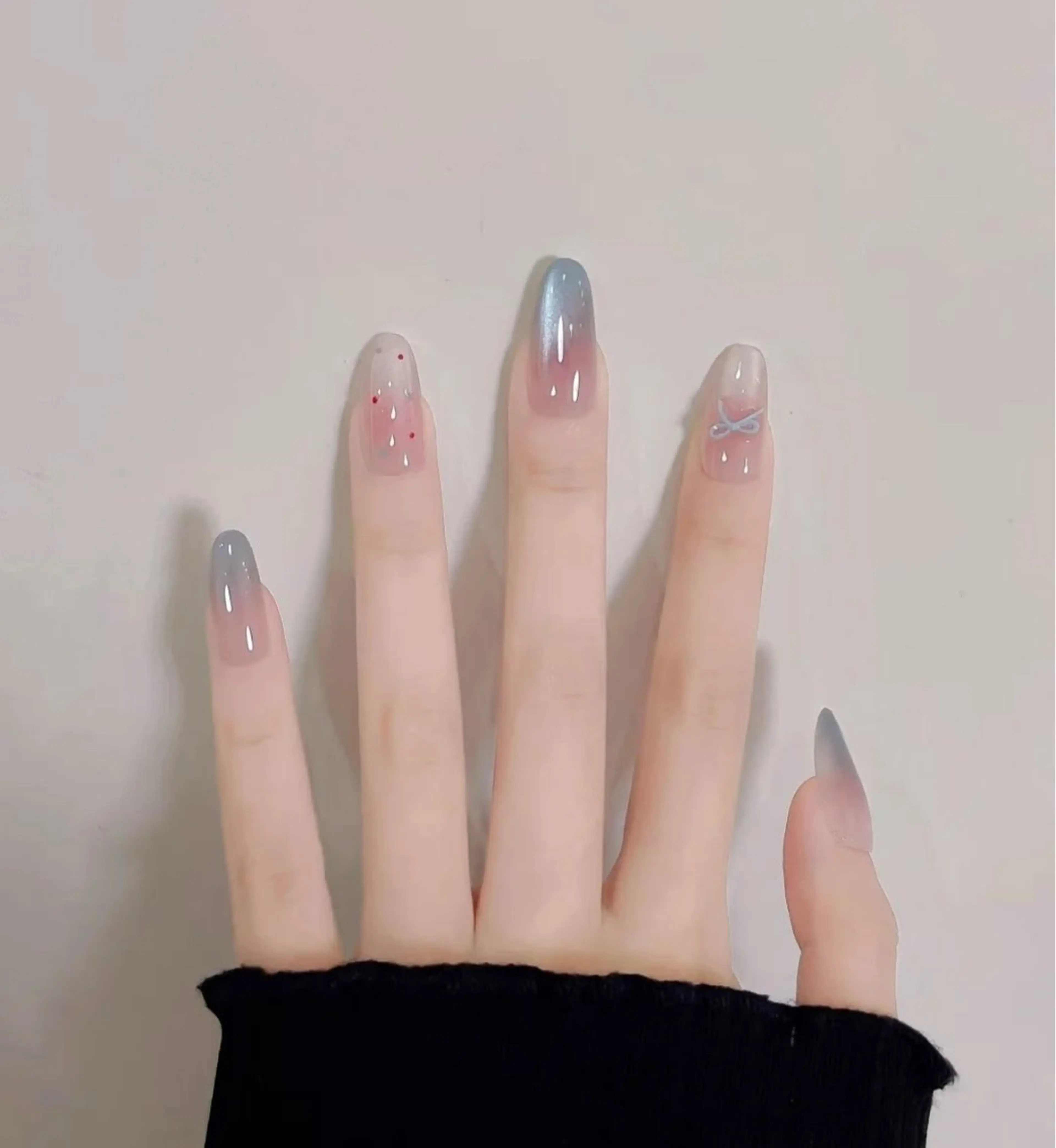 JRネイリスト　チップ長さだし　グラデーション　オフありの写真