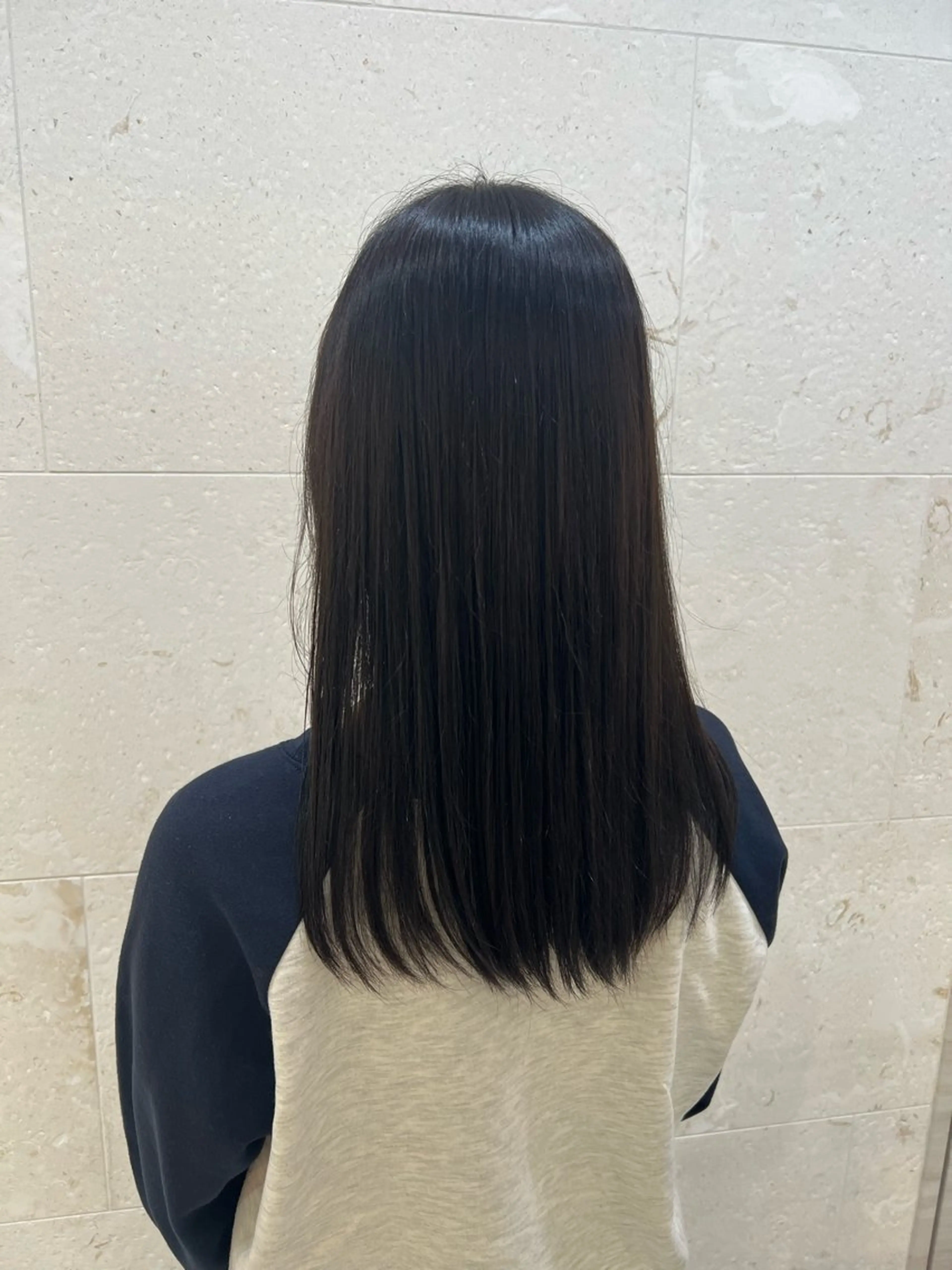 ロング カラー ヘアカラー 鈴木 愛華のヘアスタイル
