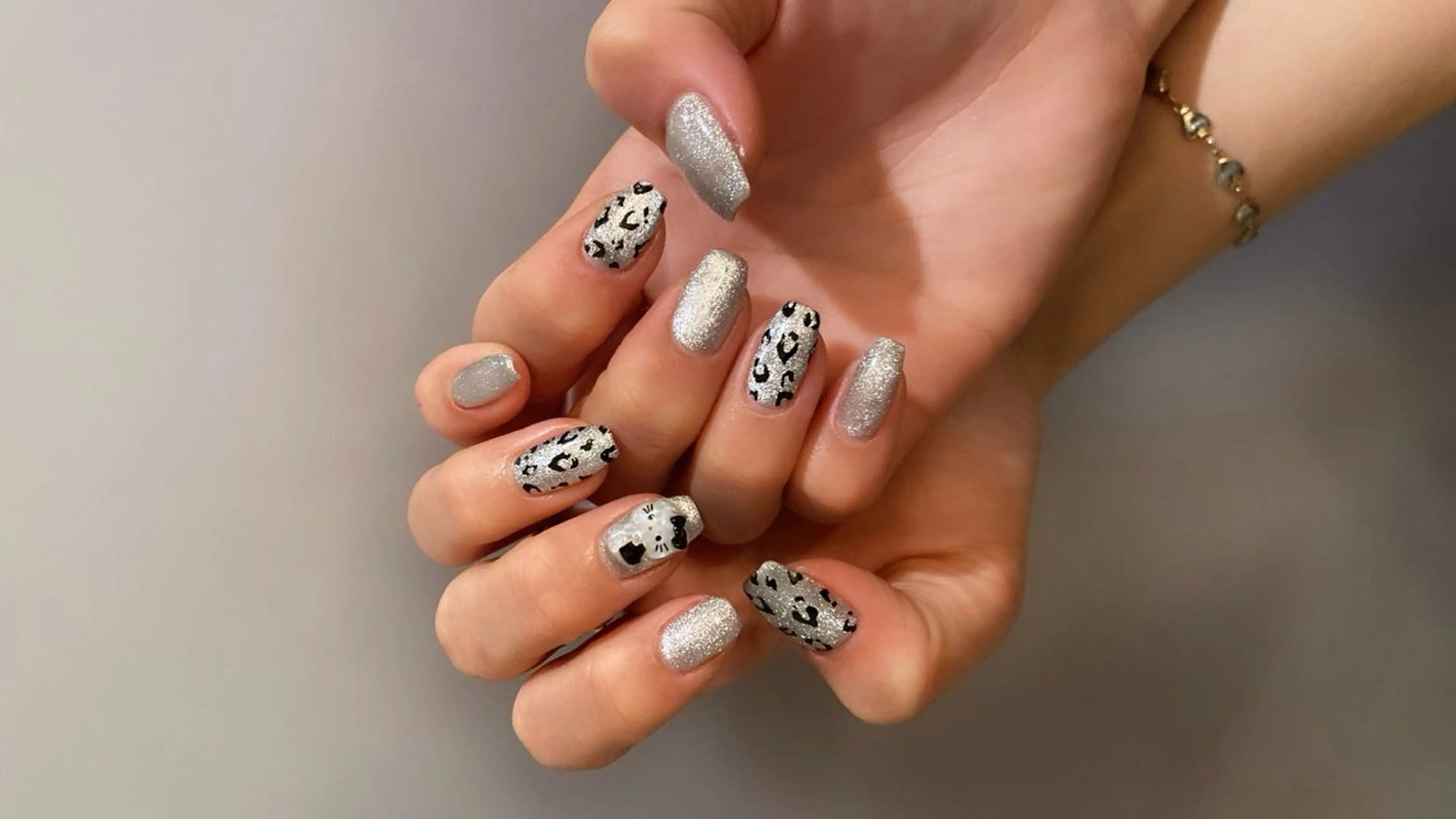 ネイル crystal ⭐︎ colorのネイルデザイン