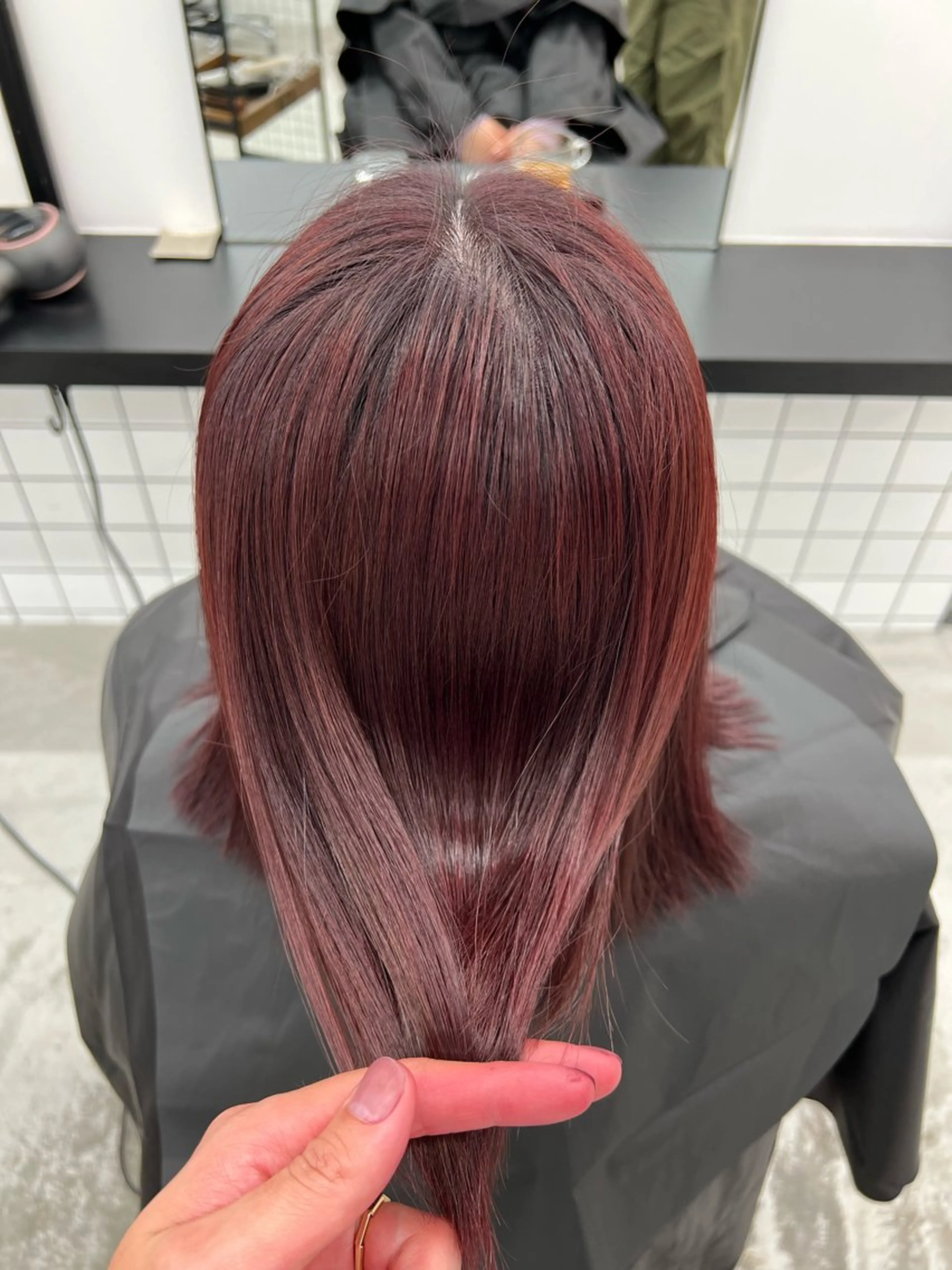 ミディアム カラー ブリーチ ブリーチなしカラー レッドカラー ボブ ヘアカラー トリートメント あすか JILLSTUDIOのヘアスタイル