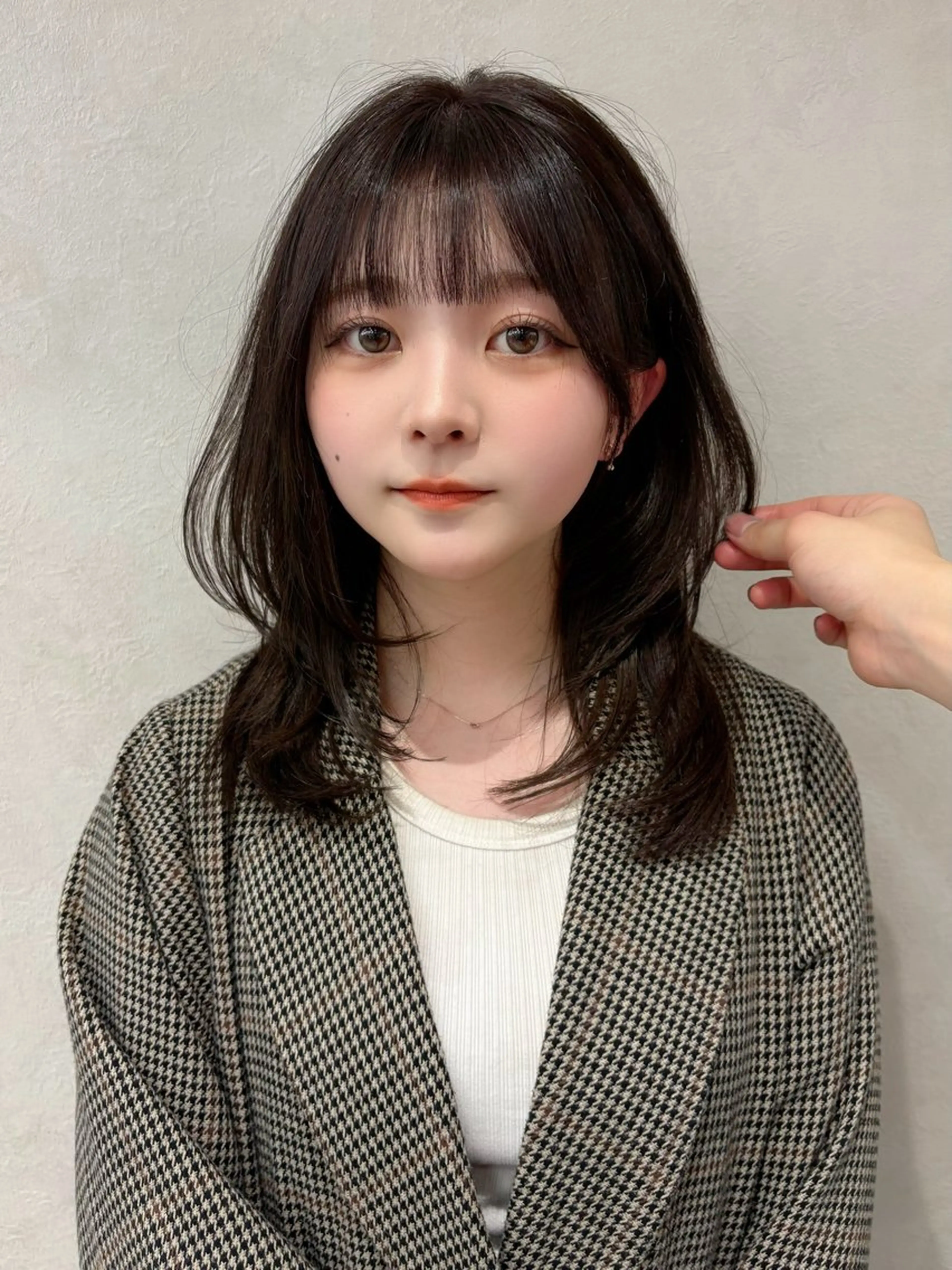 セミロング カット ヘアカラー トリートメント 韓国🇰🇷レイヤー 透明感/秀瑛🩶のヘアスタイル