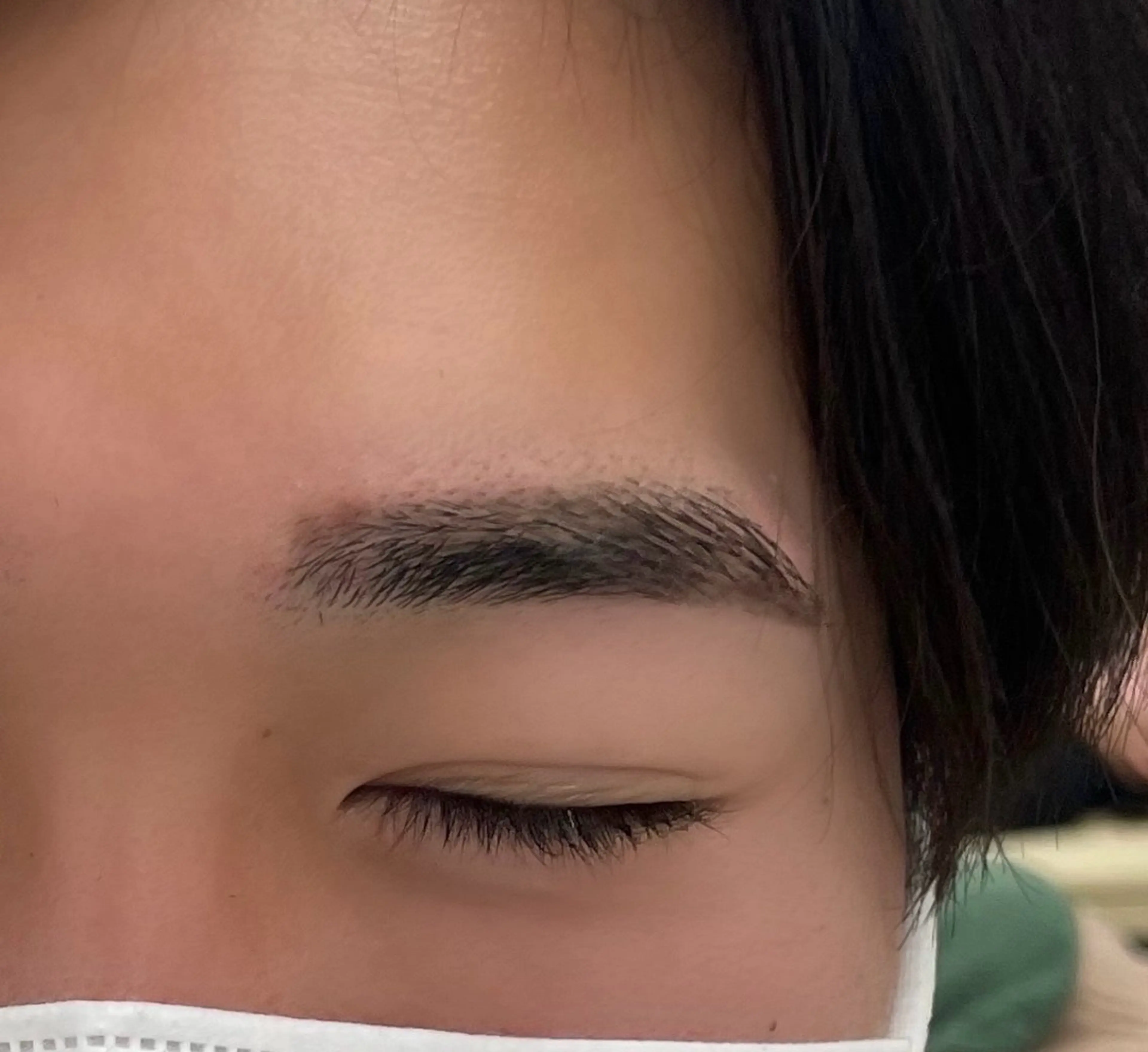 アイブロウ 眉毛ワックス脱毛 BEAUTY GENE professional グランデュオ立川所属・美 空のマツエク・マツパデザイン