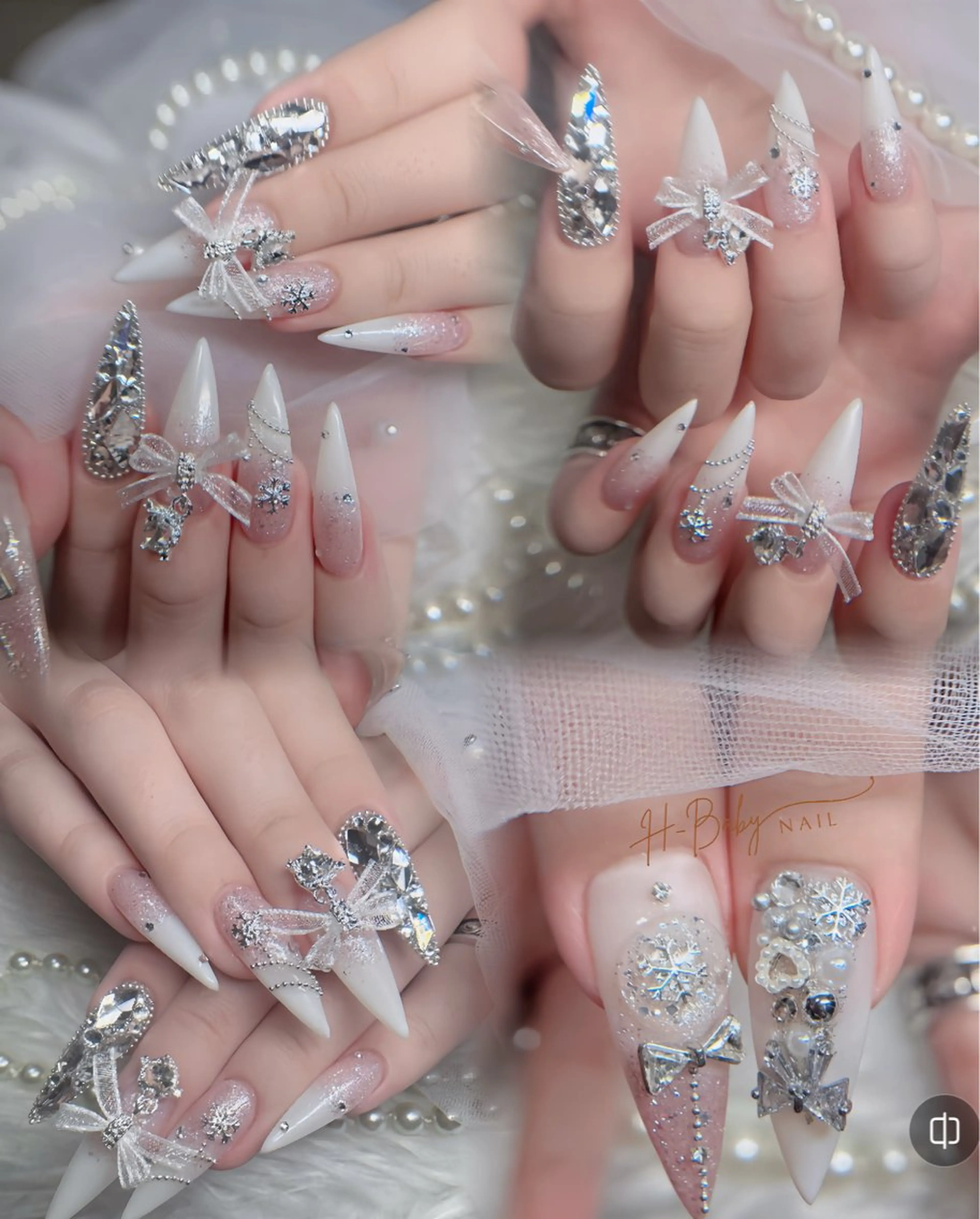 ネイル フレンチネイル ジェルネイル ガラスフレンチ ハロウィン ハート ハンドネイル H.baby Nail Salonのネイルデザイン