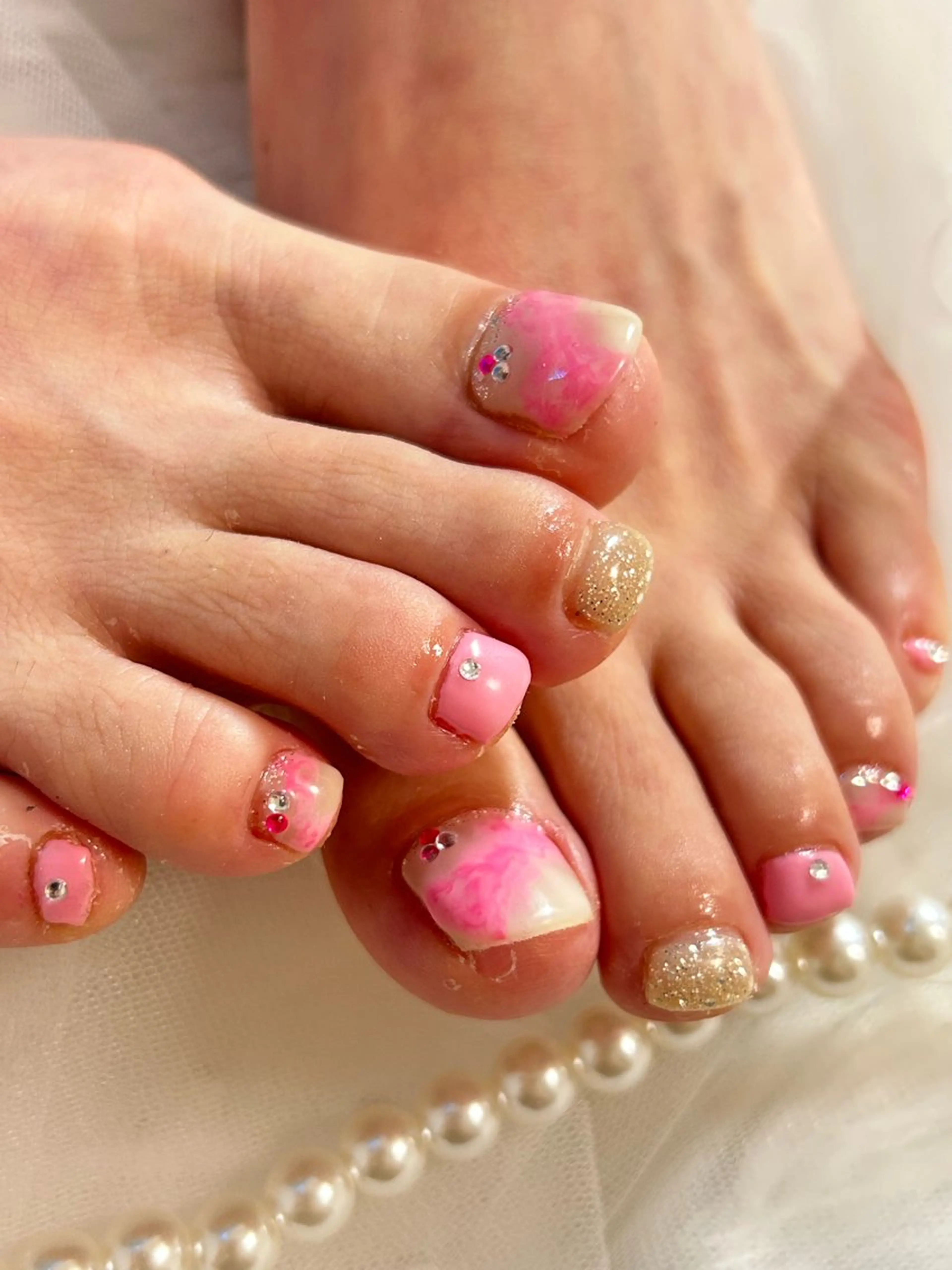 ネイル ピンク フォルビチローロ所属・moritou harunaのネイルデザイン