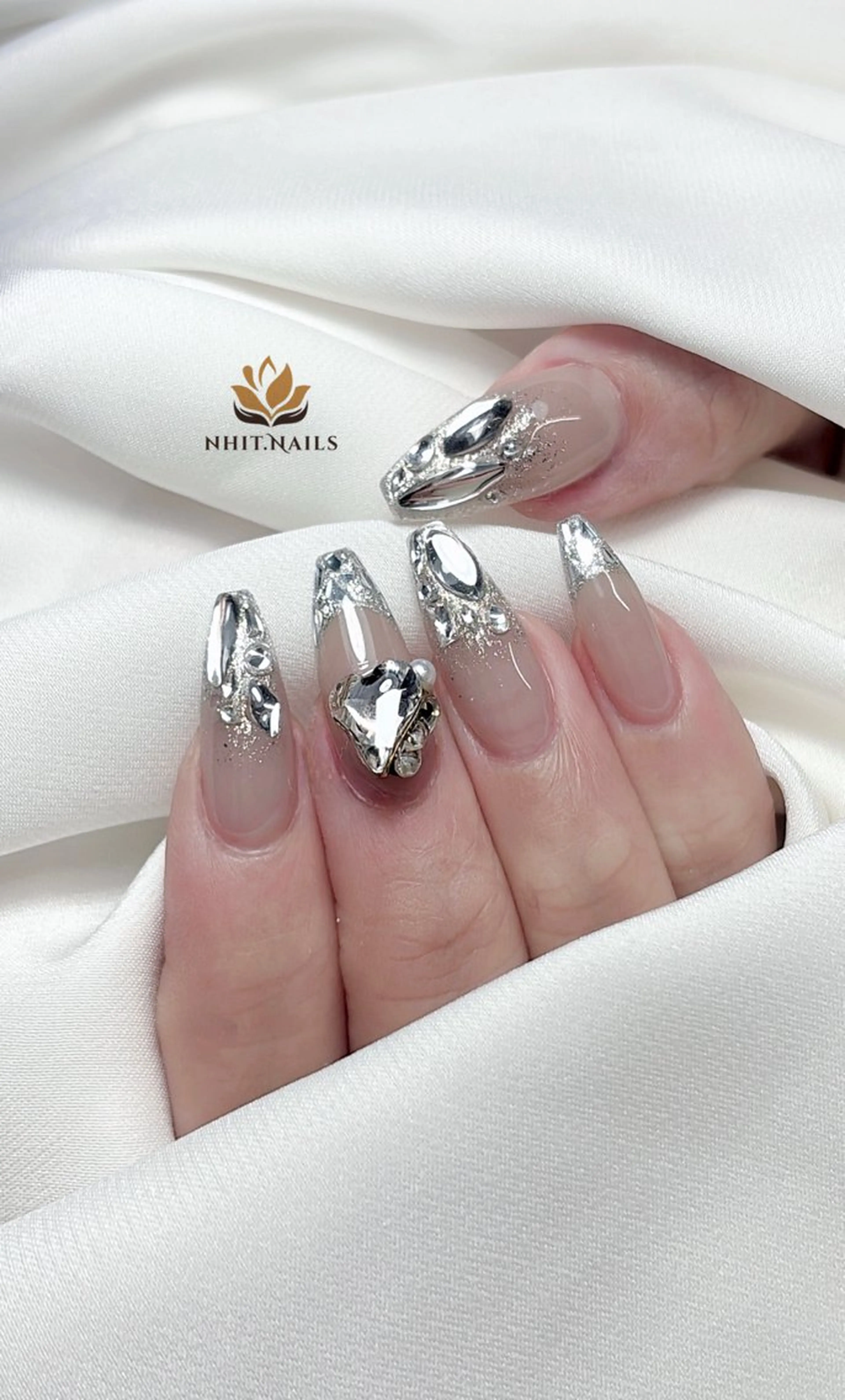 ネイル ニットネイル所属・Nhit Nailsのネイルデザイン