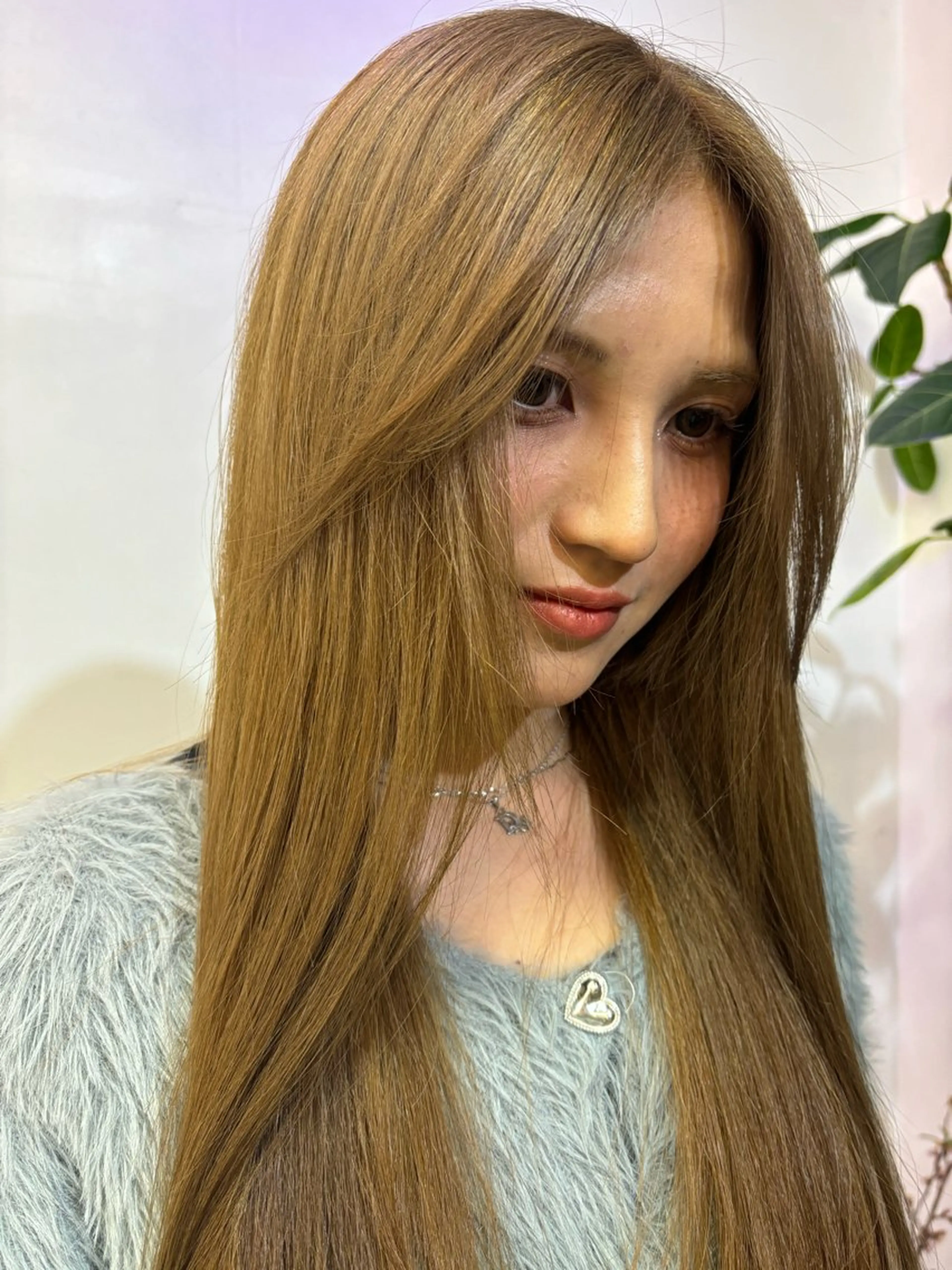 カラー ベージュカラー ness 一花のヘアスタイル