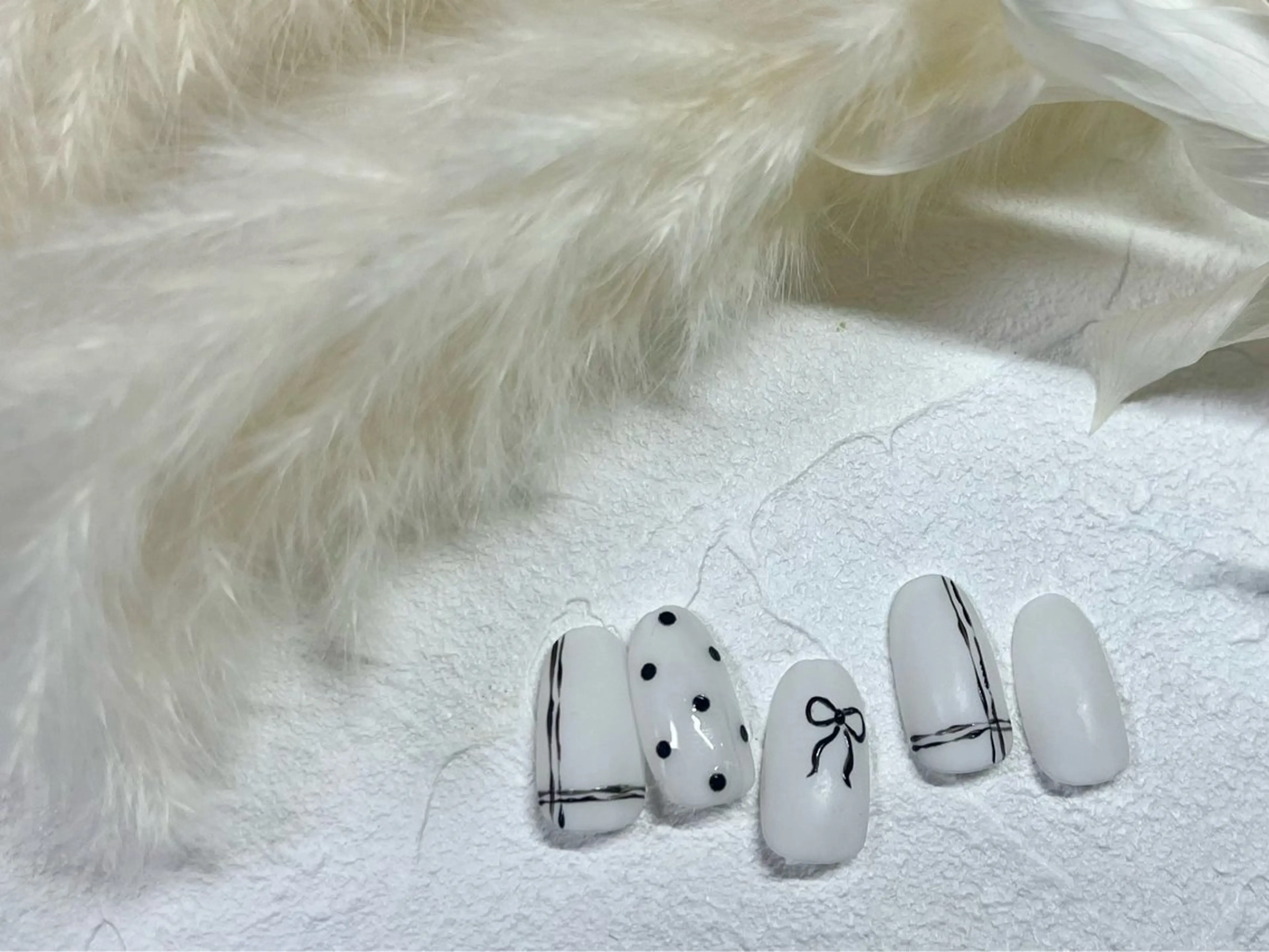 ネイル オーロラネイル フットネイル フレンチネイル ジェルネイル 韓国ネイル kiki nail たまプラーザのネイルデザイン