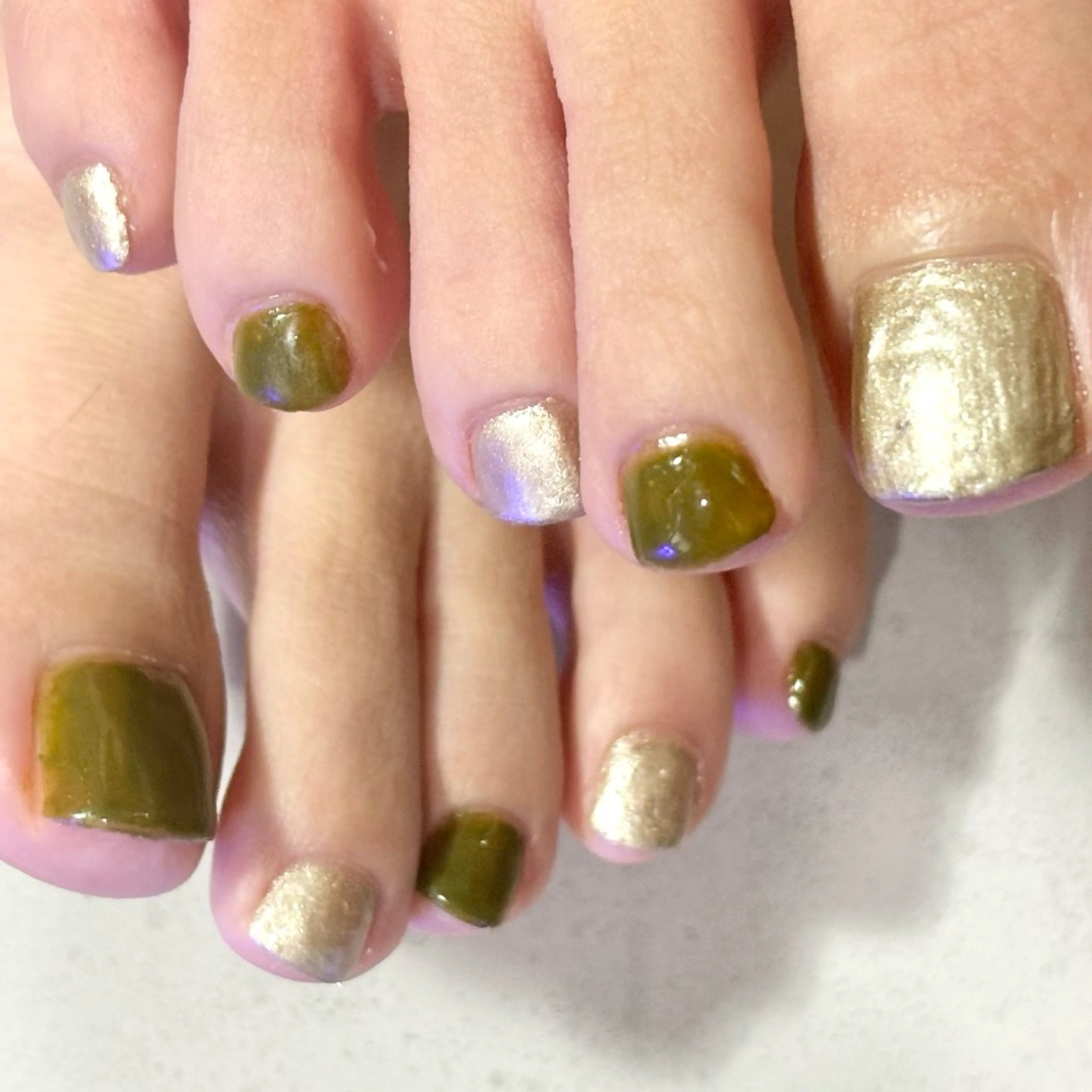 ネイル ゴールド Nail&Spa SeaGlass所属・SeaGlass tomoのネイルデザイン