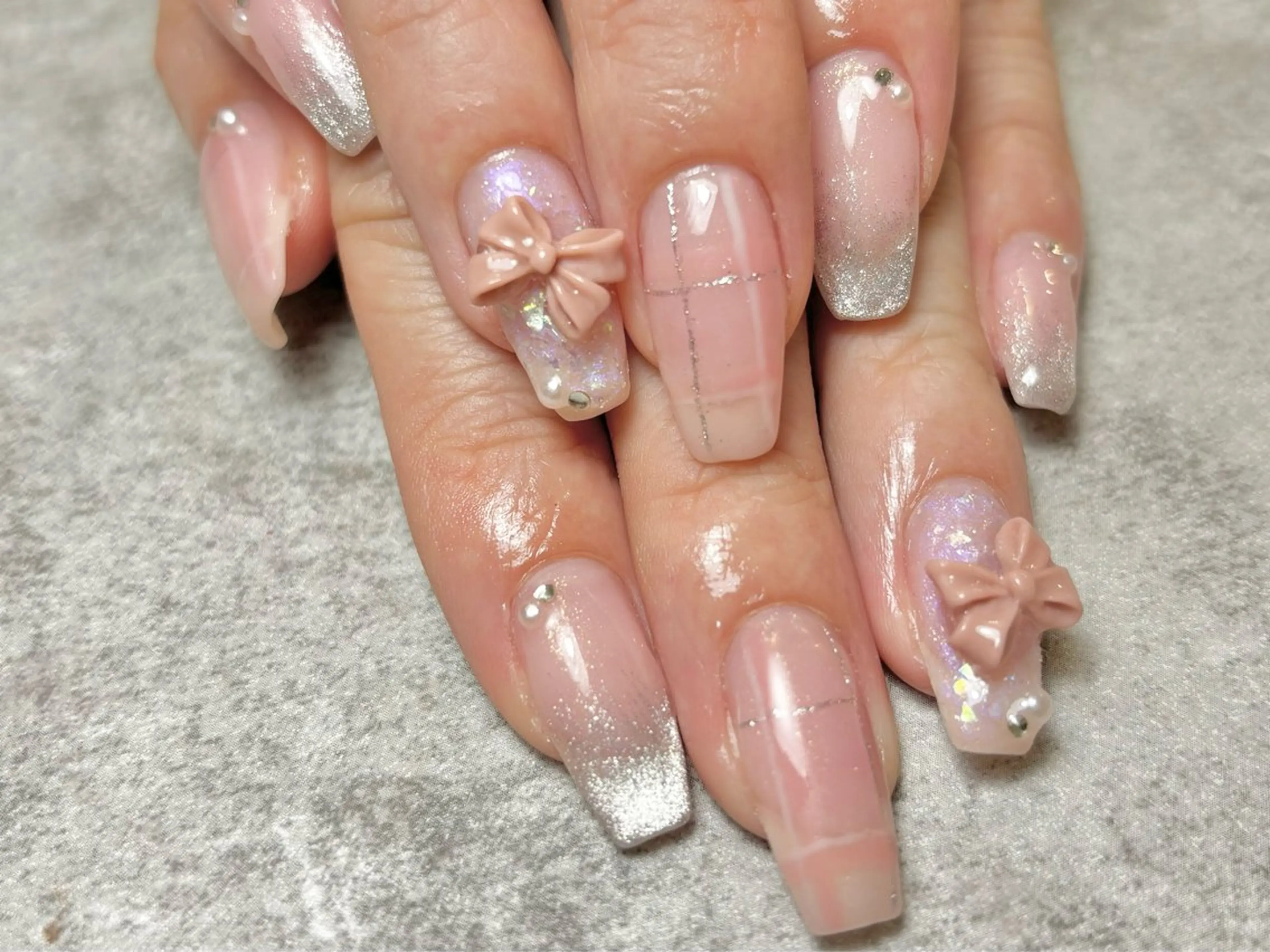 ハンドネイル charmant momokaのネイルデザイン