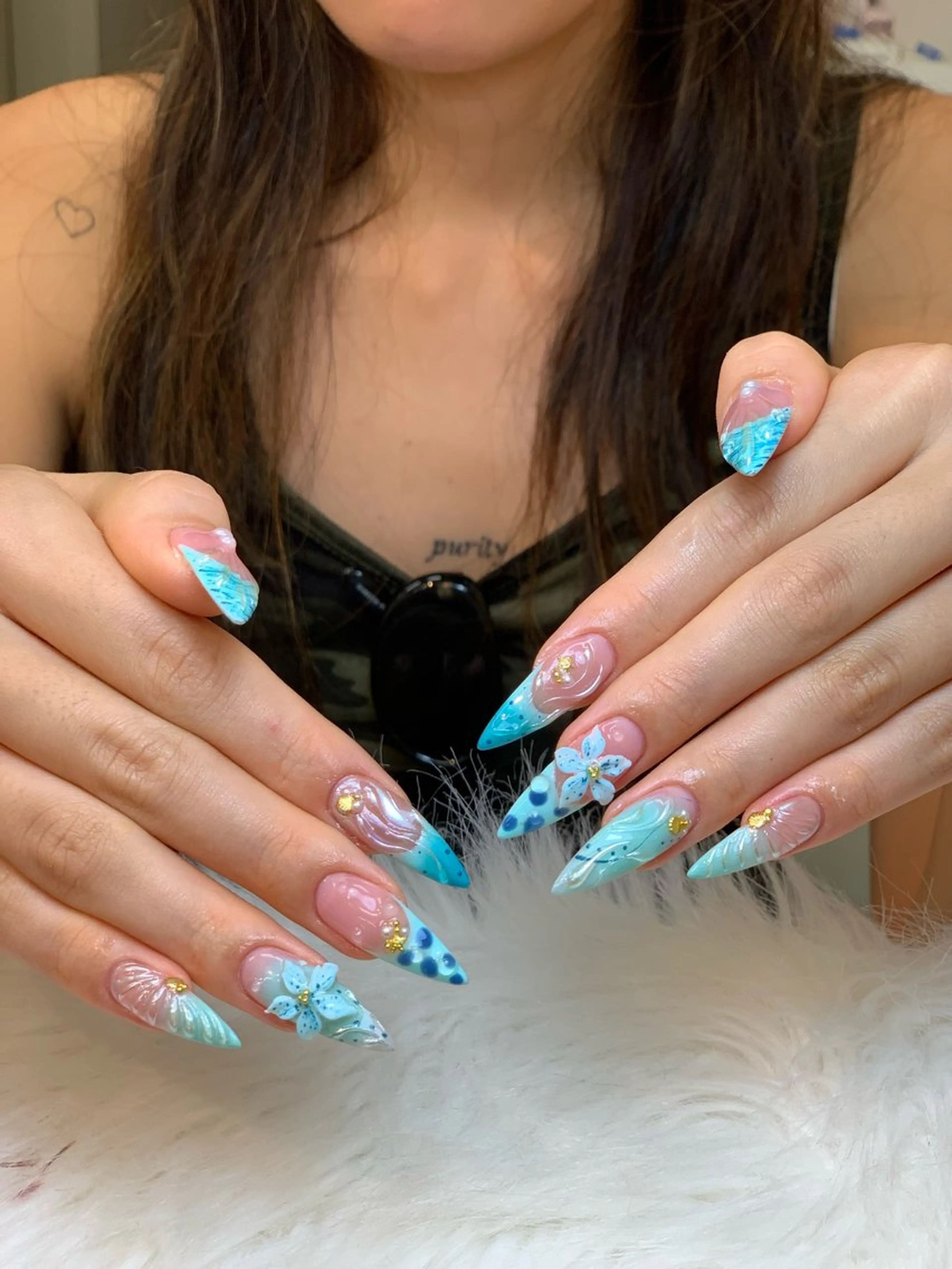 ネイル アートネイル 長さ出し ジェルネイル マグネットネイル ニュアンスネイル ハンドネイル Cloudy Chan Nailのネイルデザイン