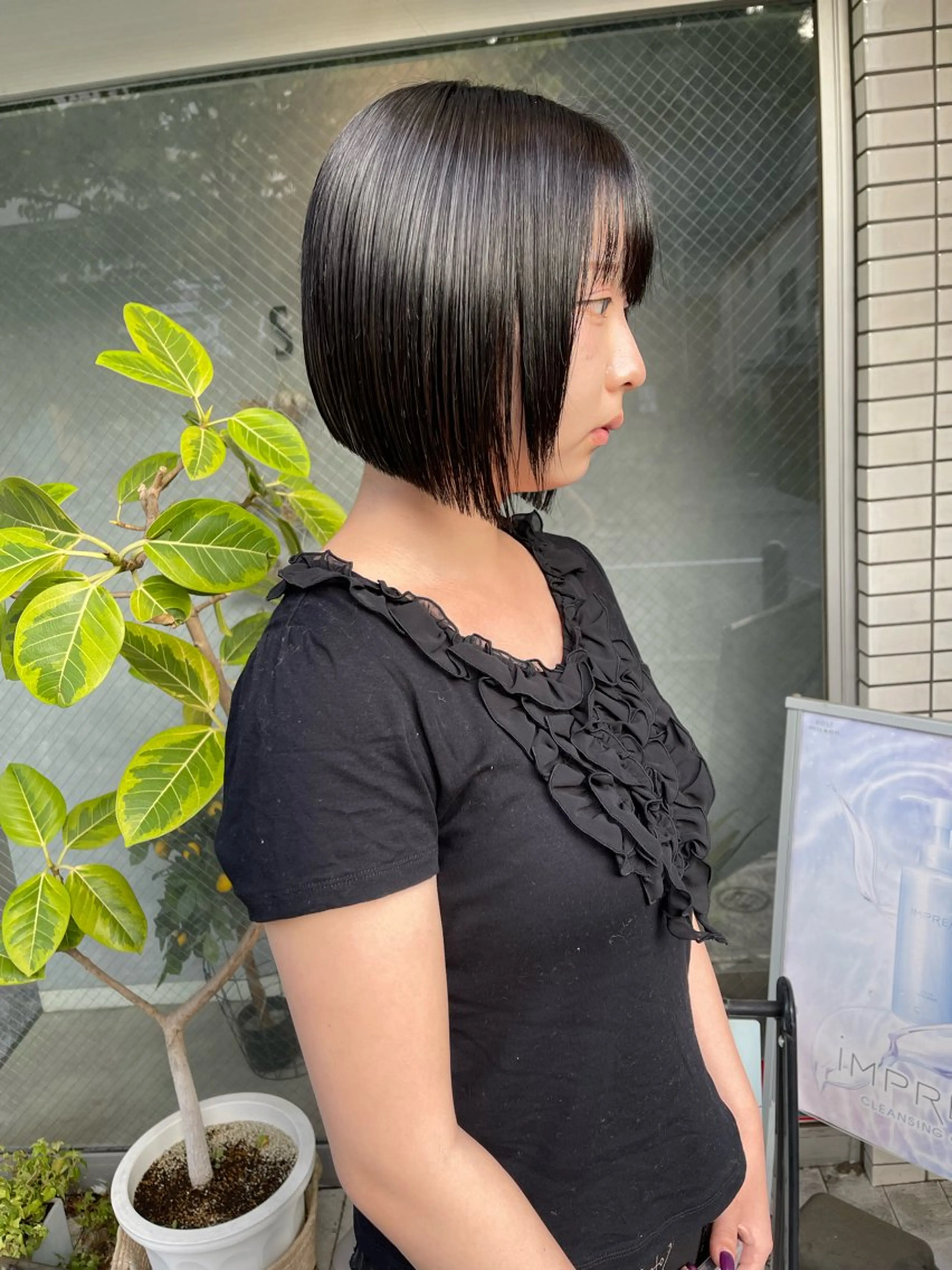 ショート カット StellA所属・アートディレクター ワダヒサノリのヘアスタイル