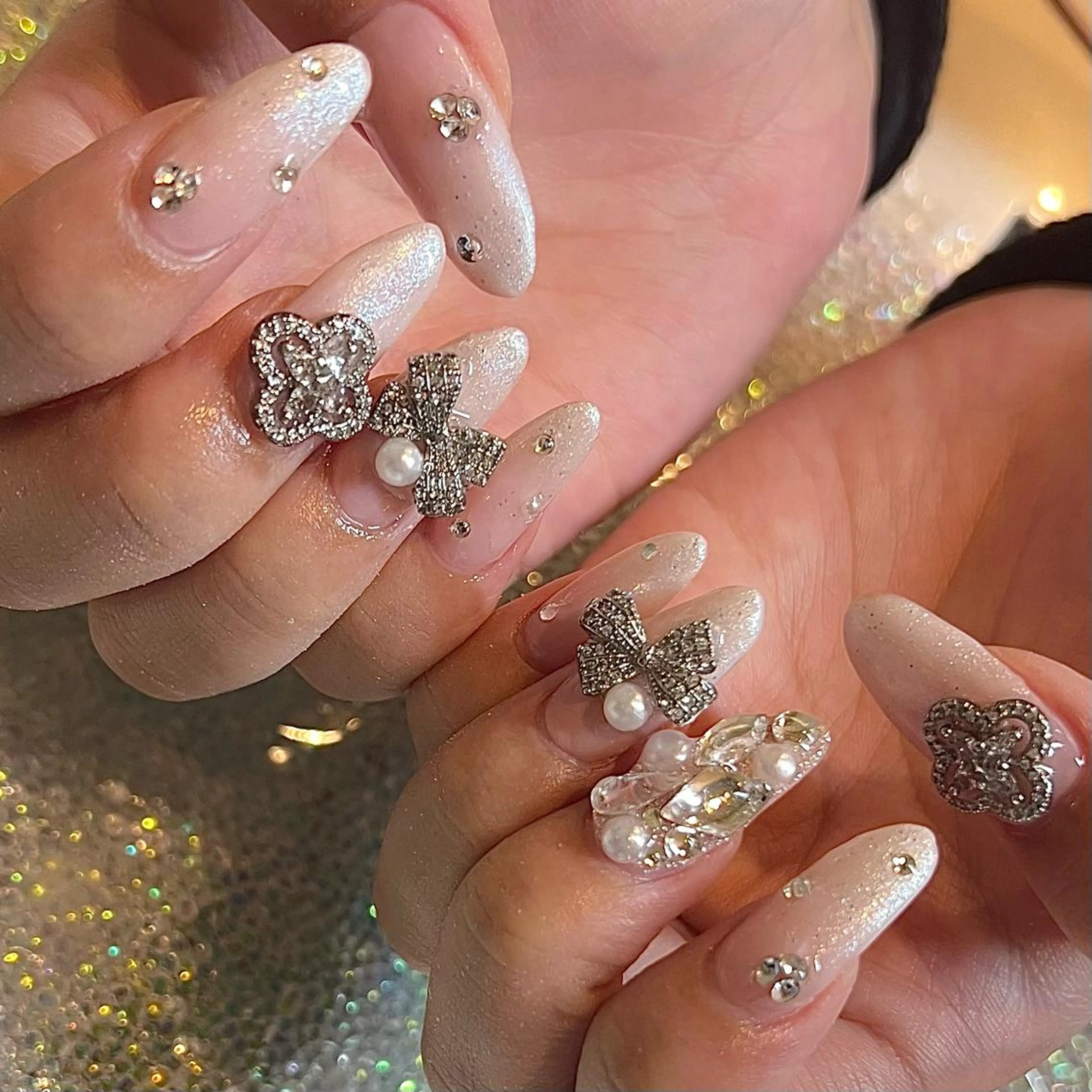 セミロング ネイル グラデーション リボン ハンドネイル H🌺 NAILのネイルデザイン