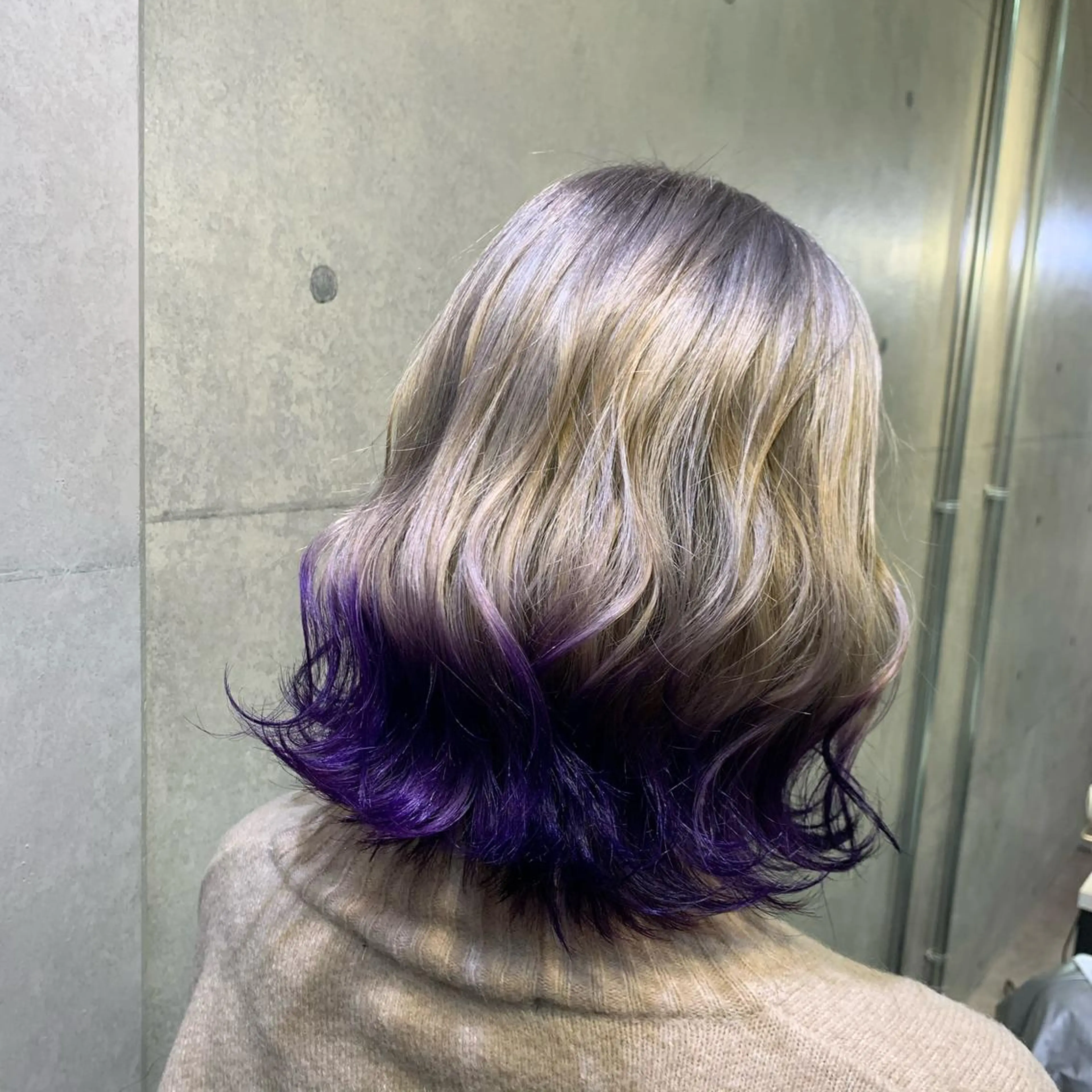 ショート カラー ヘアカラー 及川シゲル 髪質改善講師のヘアスタイル
